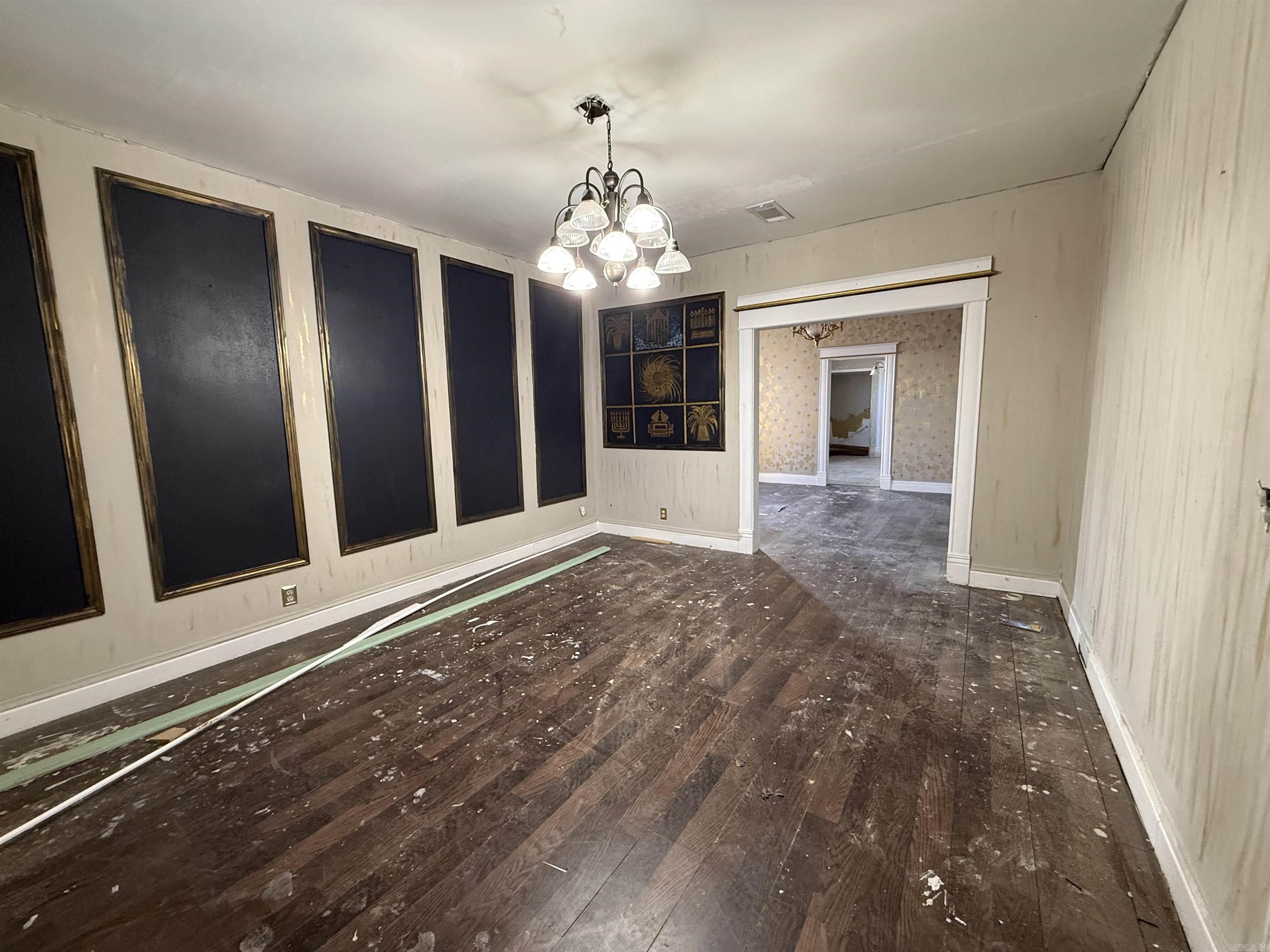 409 S Spring  Searcy, AR