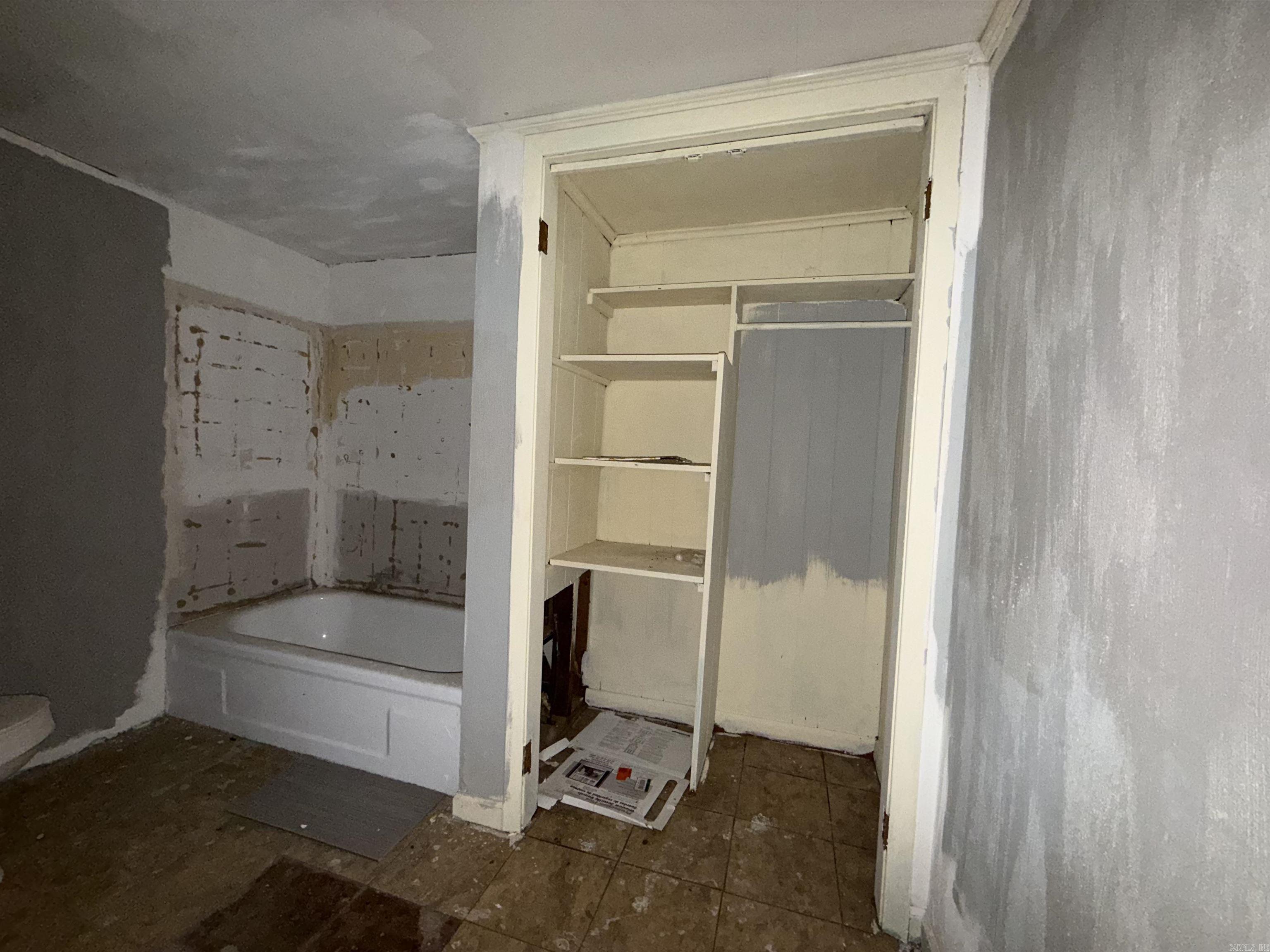 409 S Spring  Searcy, AR