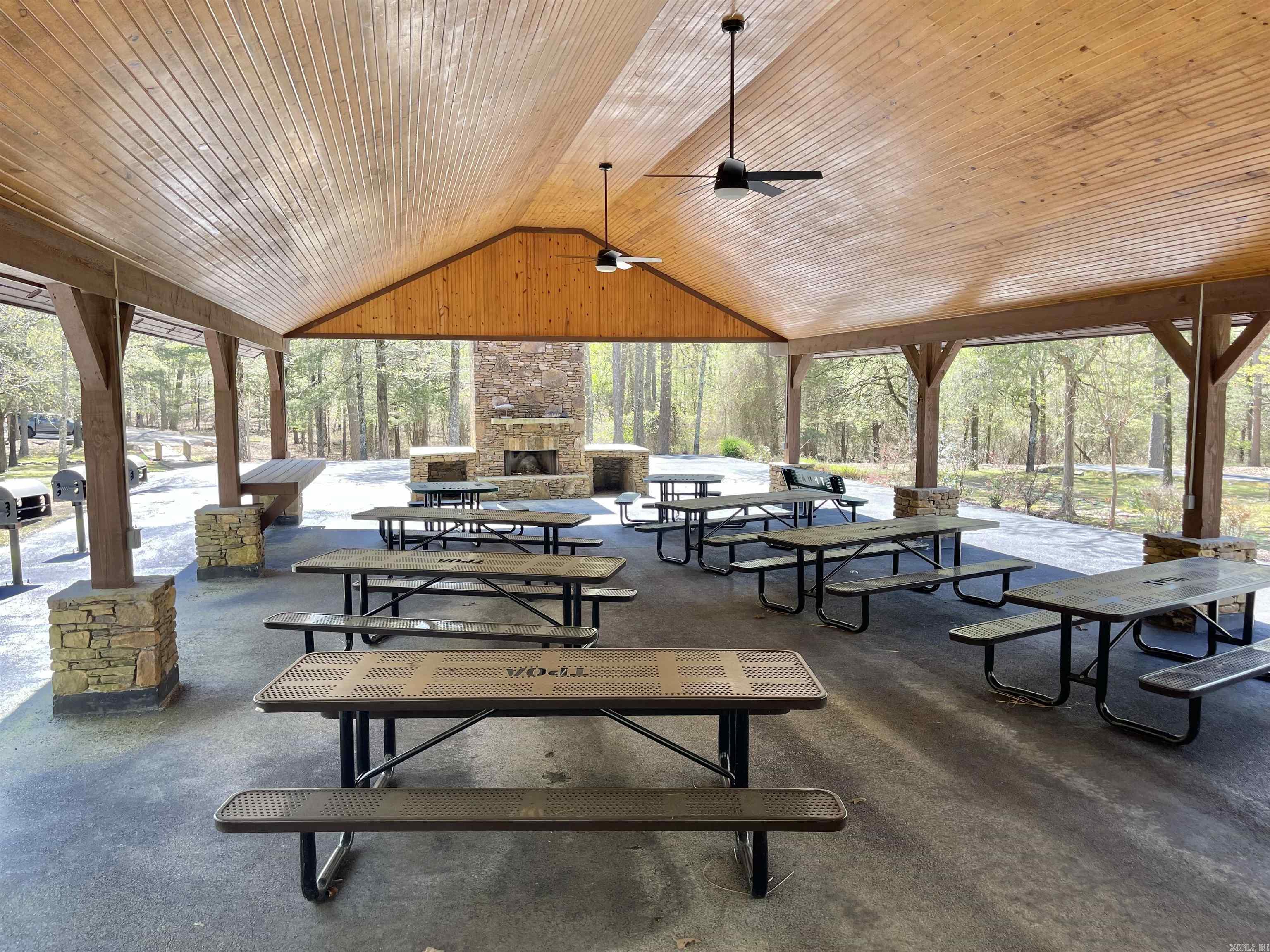 2558 Tannenbaum Rd.  Drasco, AR