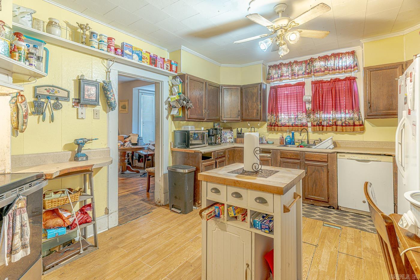 1020 W Jefferson Ave  Jonesboro, AR