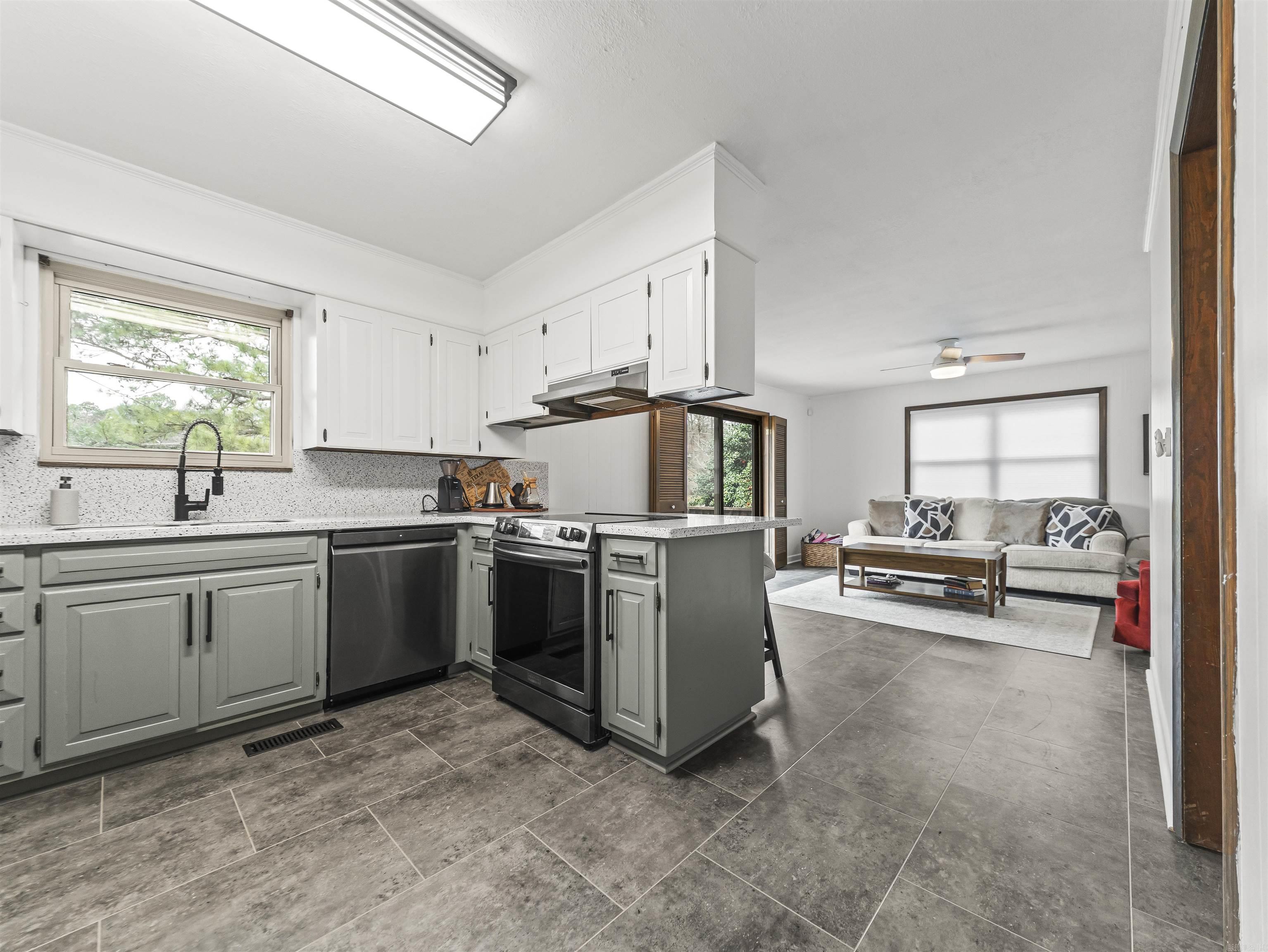 111 Hillsdale  Hot Springs, AR