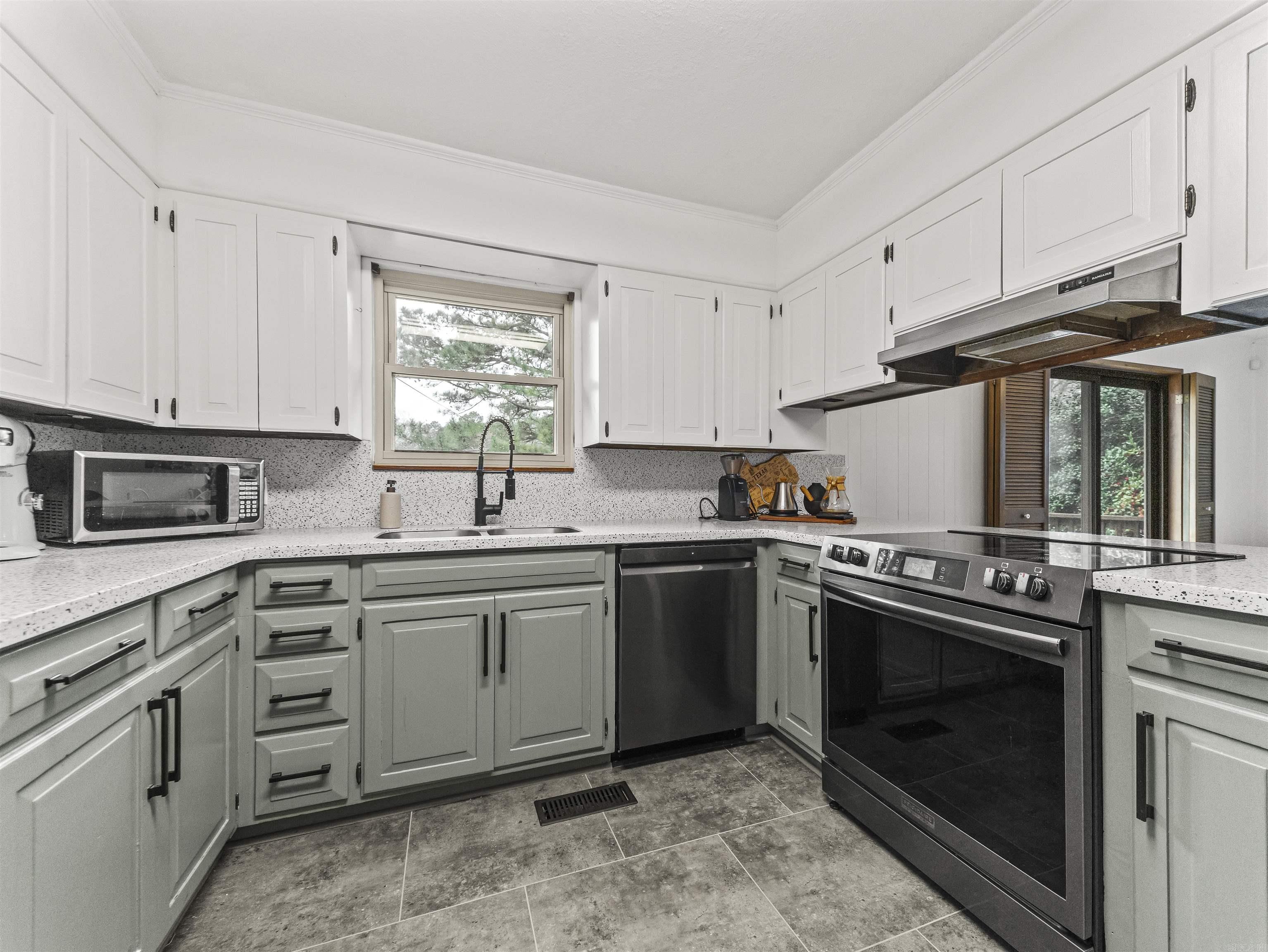 111 Hillsdale  Hot Springs, AR