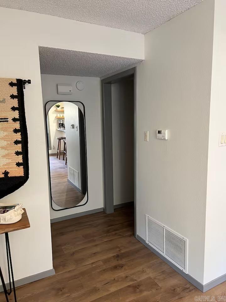 21 Pine  Mount Ida, AR