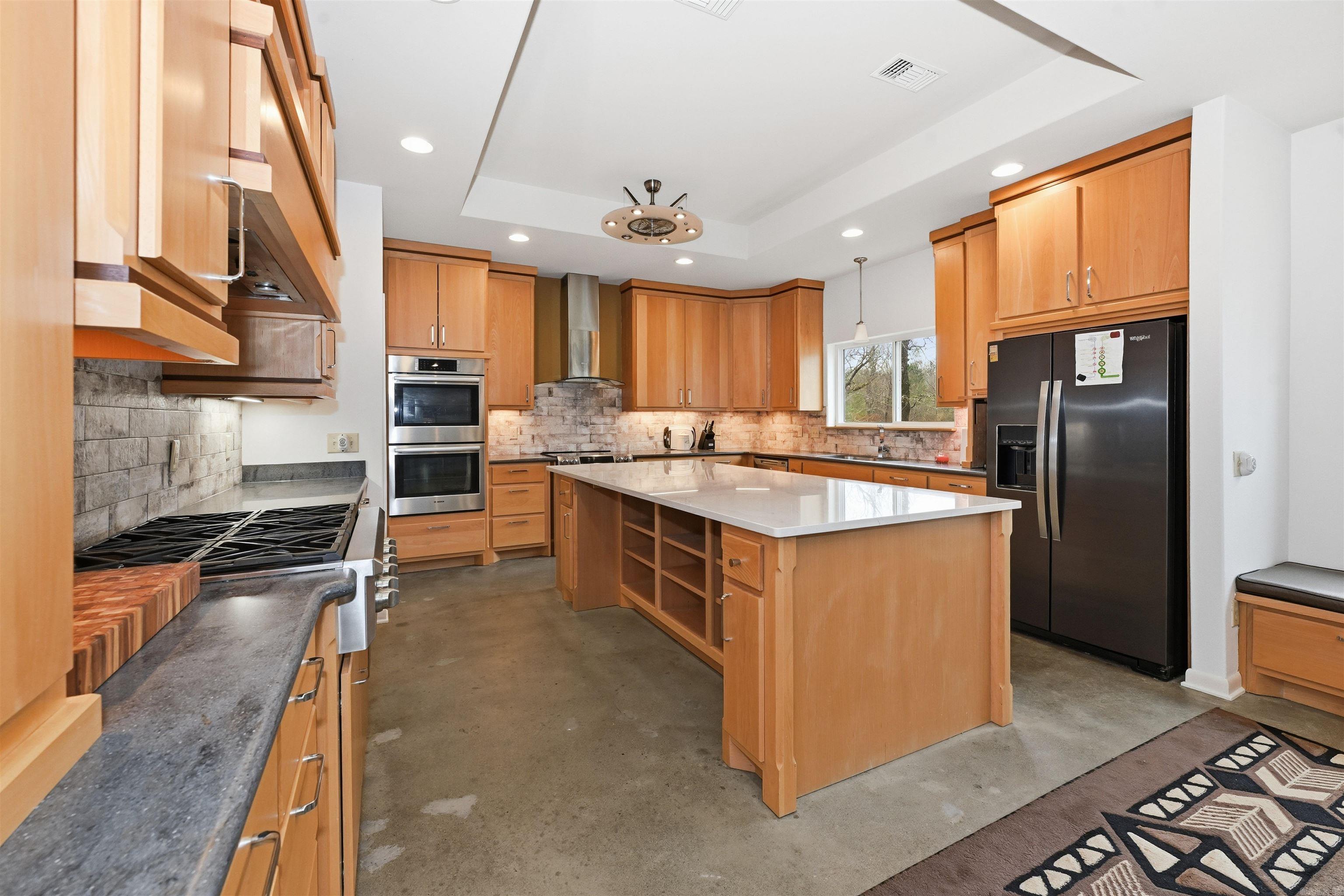 343 Boulder  Royal, AR