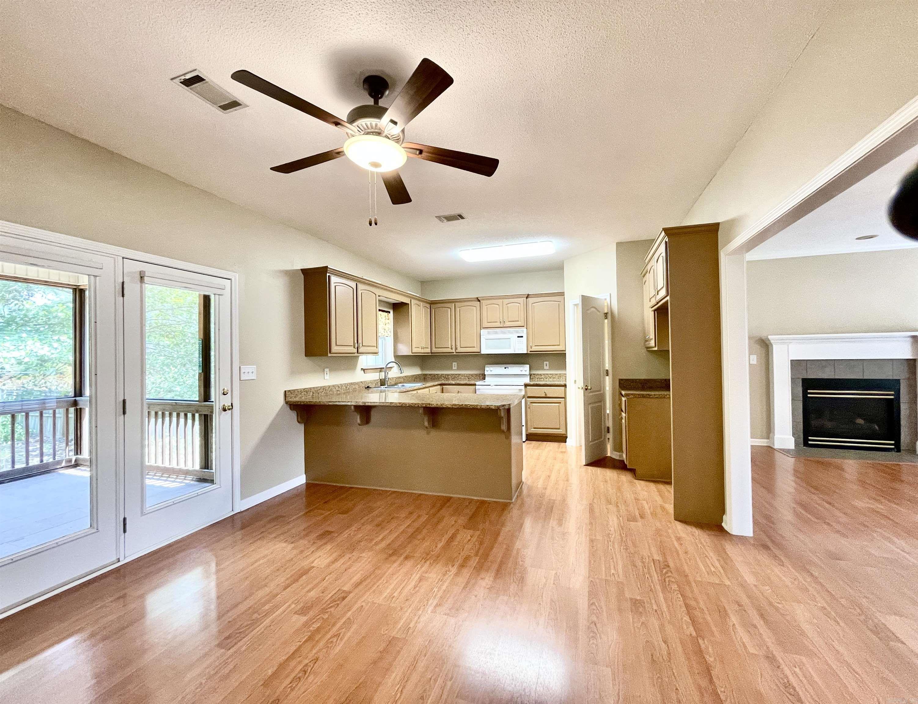 16 Winona  Maumelle, AR