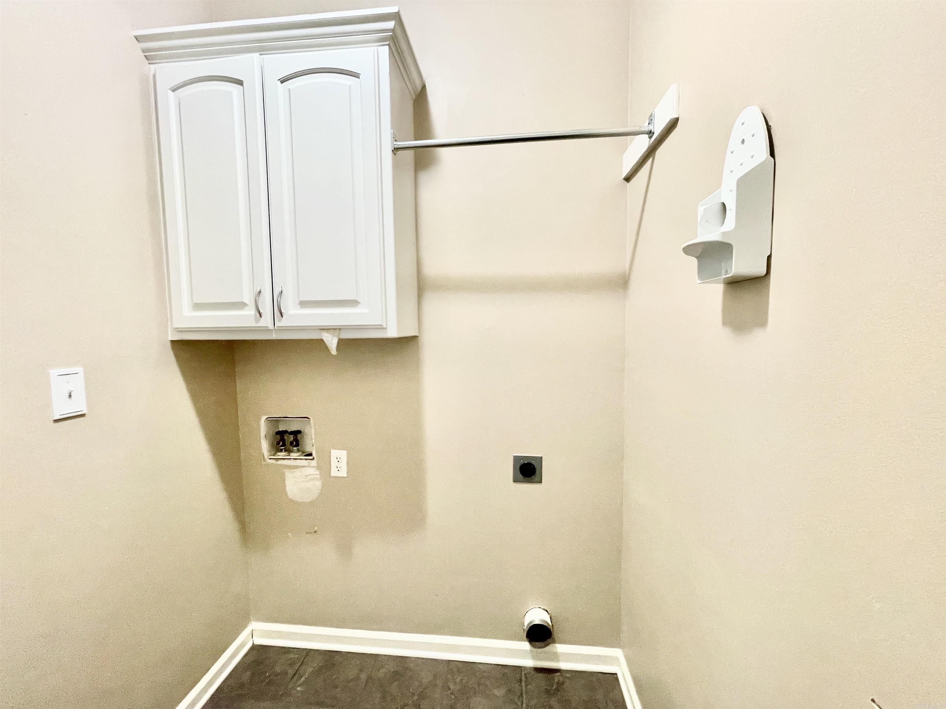 16 Winona  Maumelle, AR