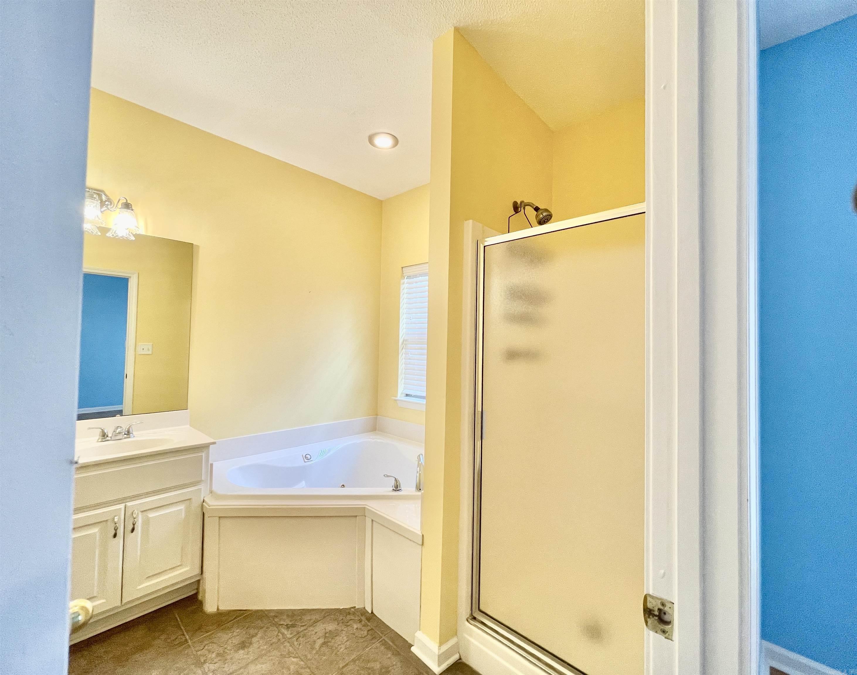 16 Winona  Maumelle, AR