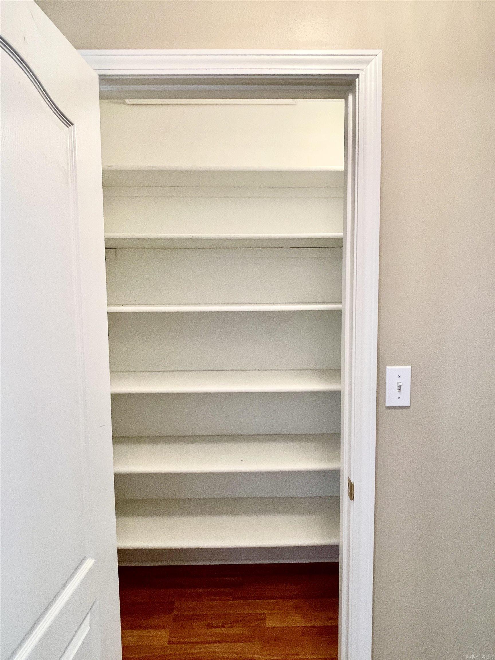 16 Winona  Maumelle, AR