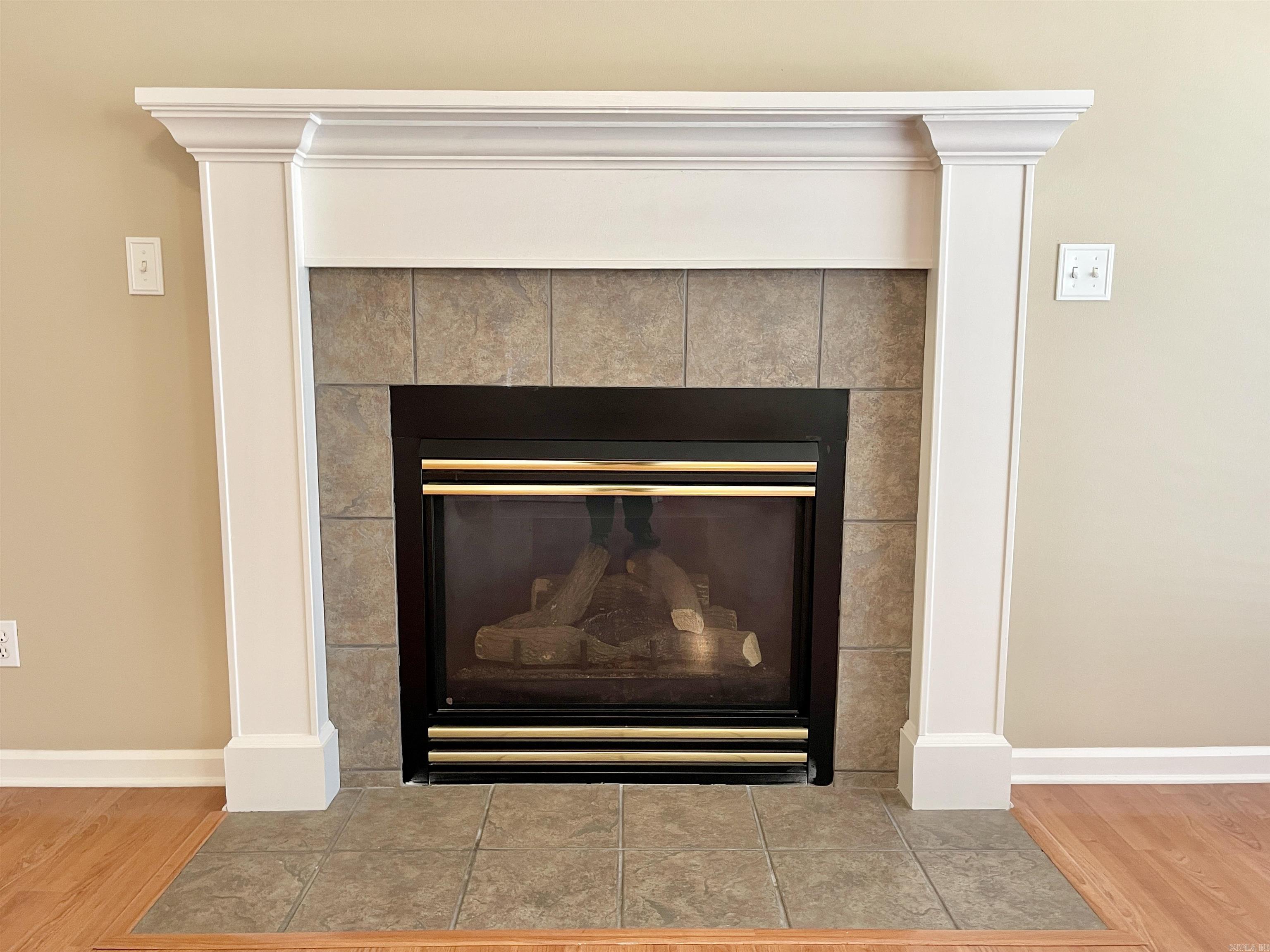 16 Winona  Maumelle, AR