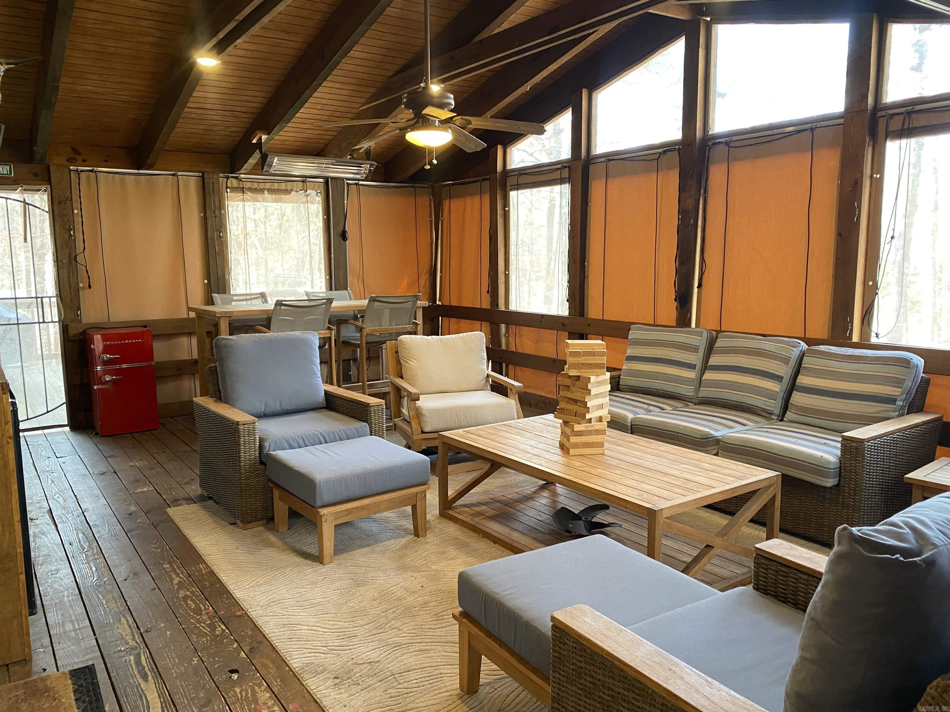 6 Crystal  Mount Ida, AR