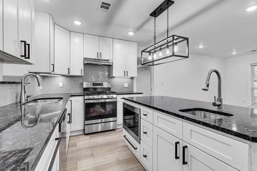 906 NW 6th  Walnut Ridge, AR