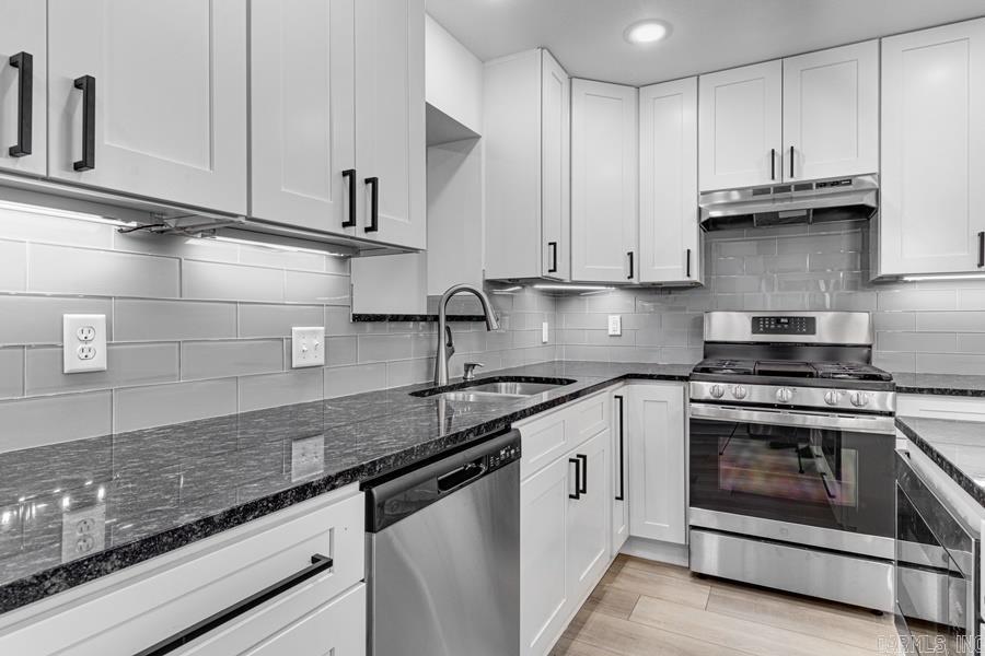 906 NW 6th  Walnut Ridge, AR