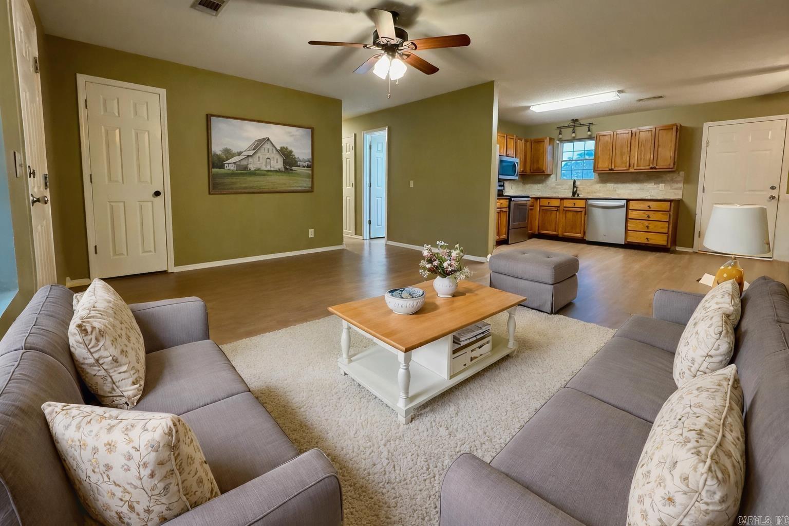 3320 Riverview  Russellville, AR