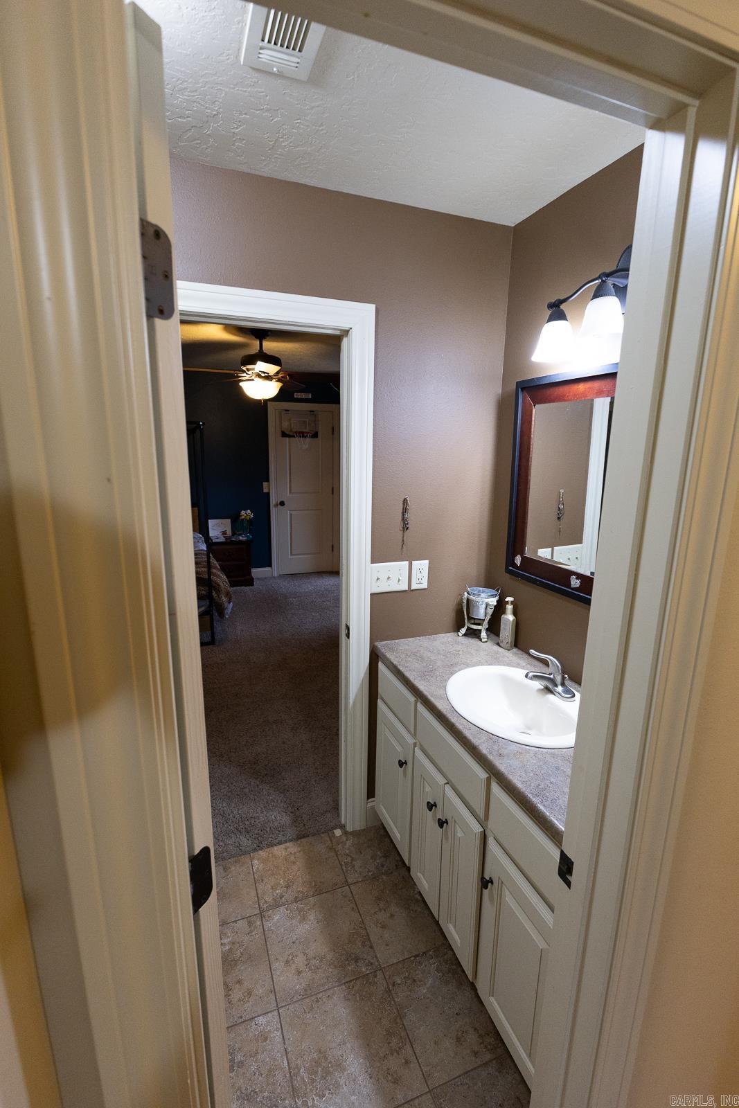 447 S Broad  Batesville, AR