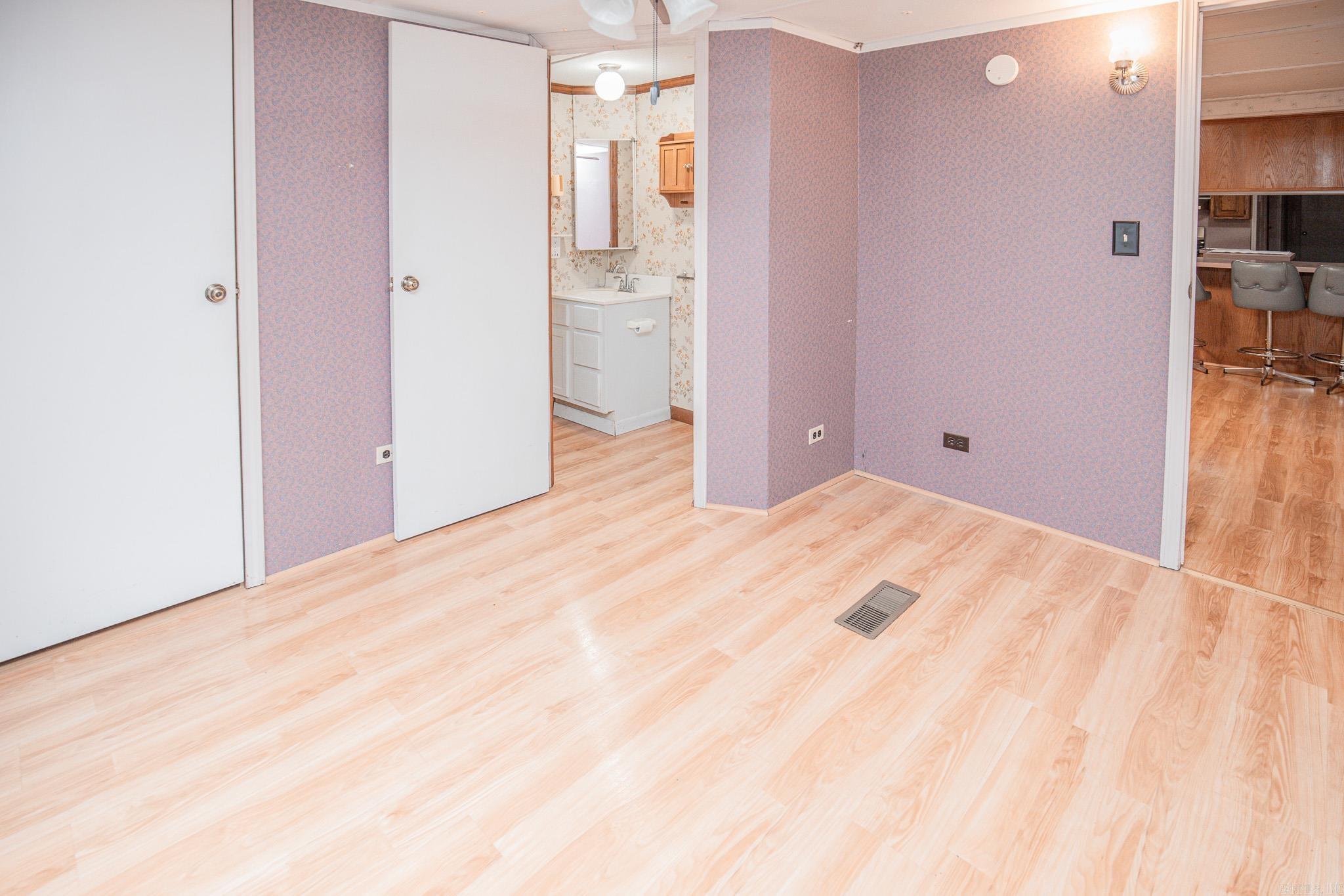 1508 Red Oak Ln.  Pine Bluff, AR