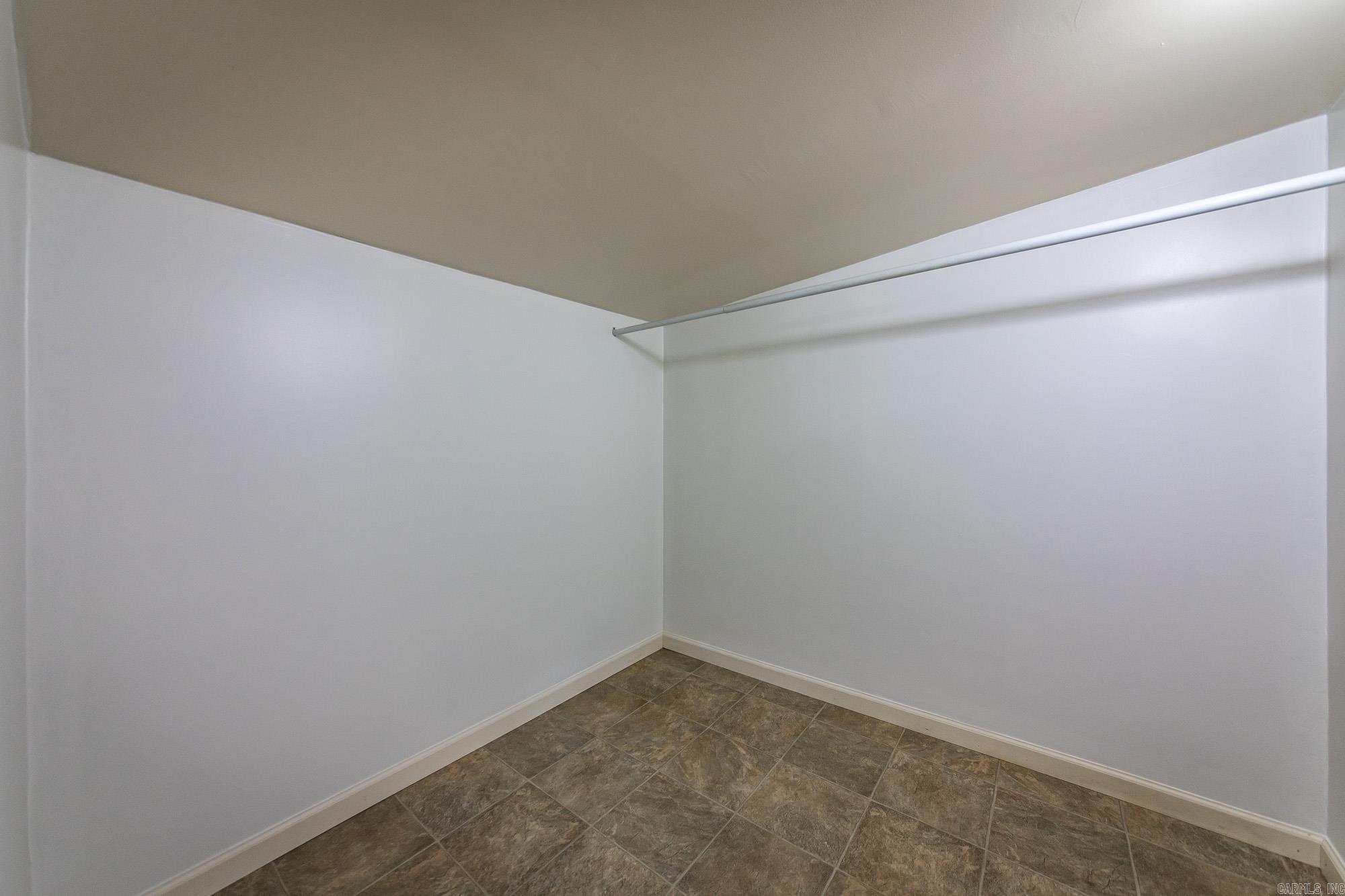 979 Marsh Mountain Rd. Pangburn, AR 72121