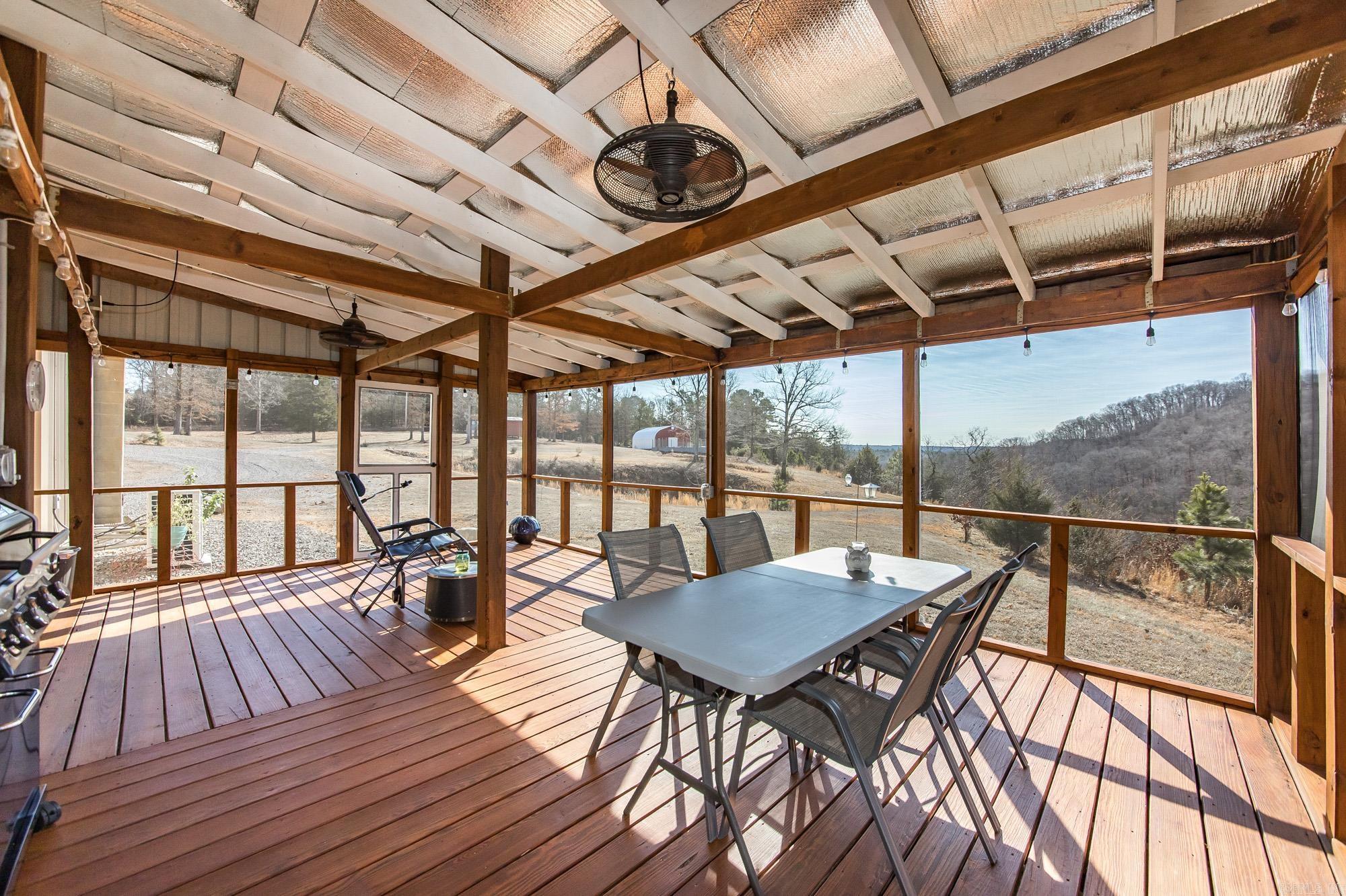 979 Marsh Mountain Rd. Pangburn, AR 72121