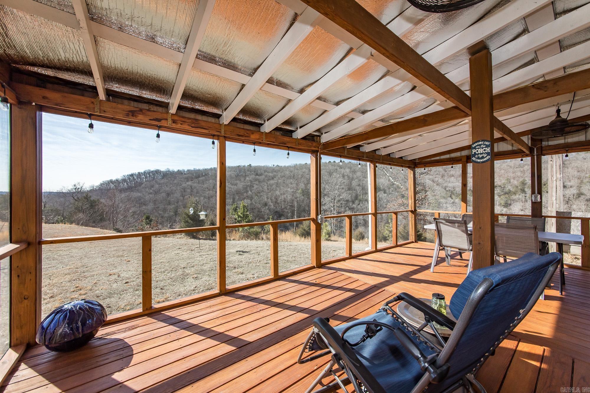 979 Marsh Mountain Rd. Pangburn, AR 72121