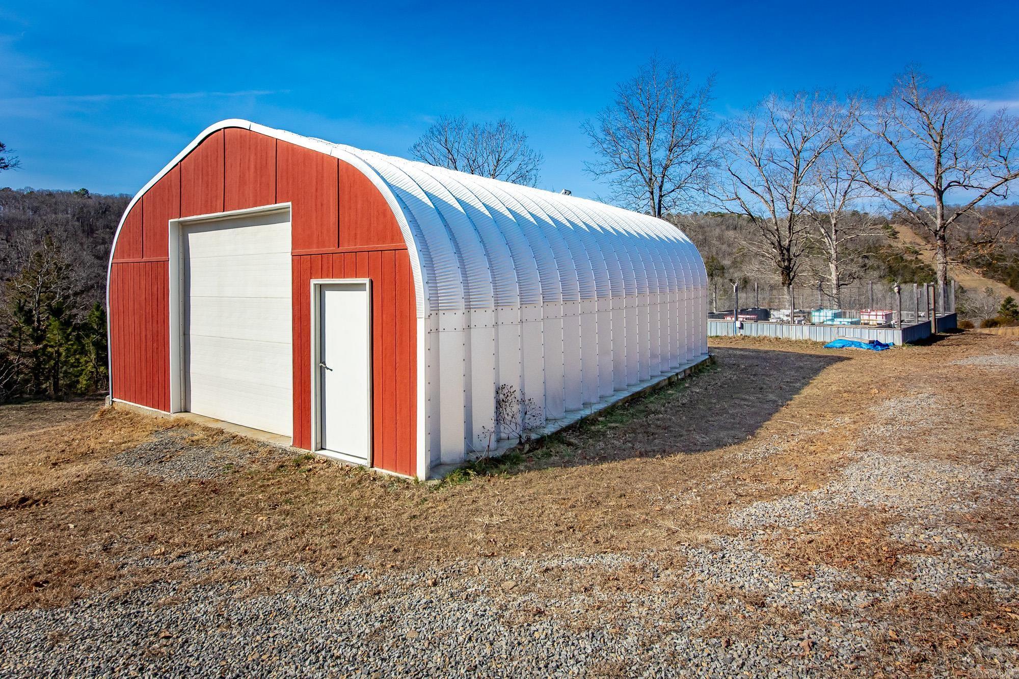 979 Marsh Mountain Rd. Pangburn, AR 72121