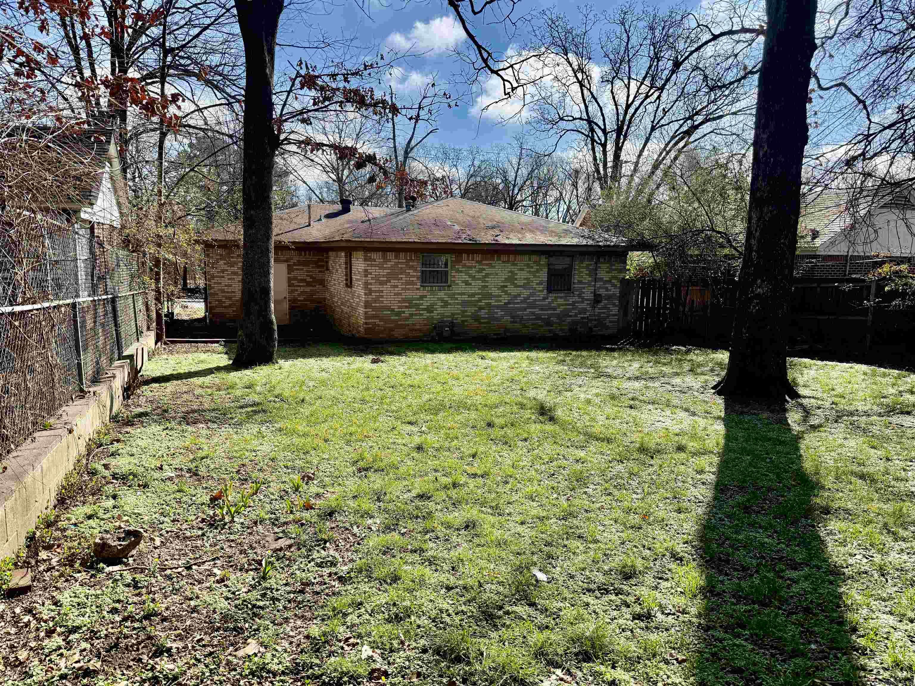 1418 S Harrison  Little Rock, AR