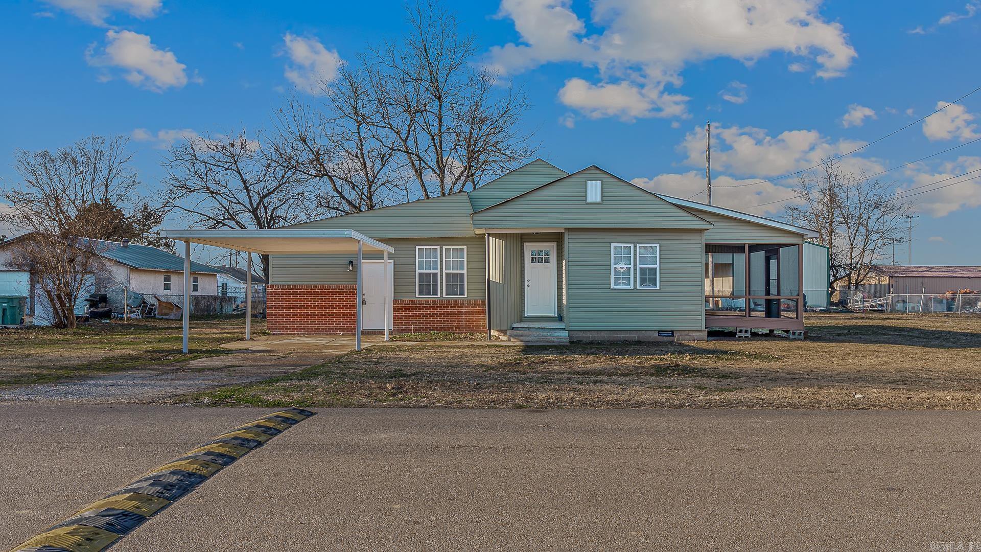 204 Fielder Street Bay, AR 72411