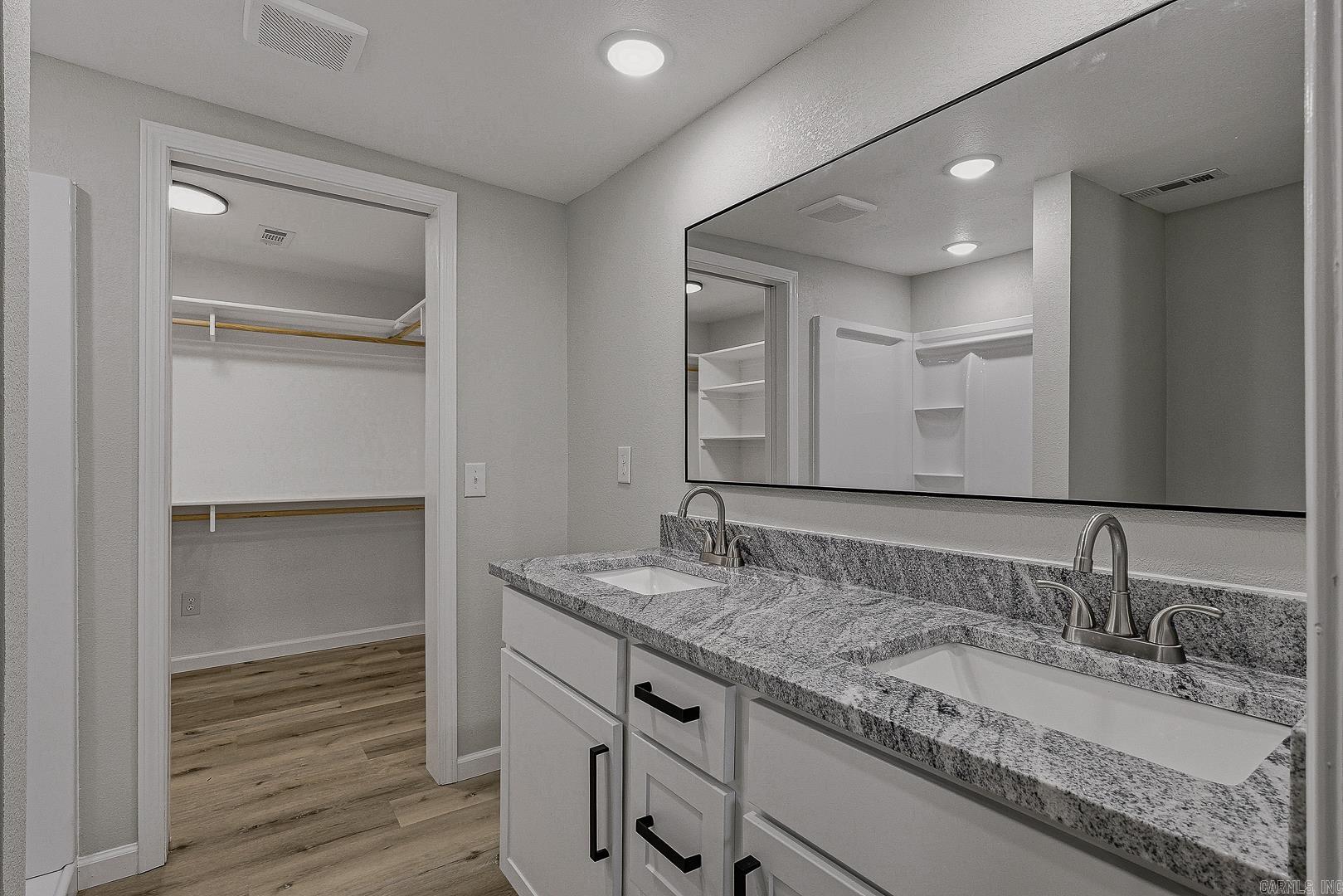 204 Fielder Street Bay, AR 72411