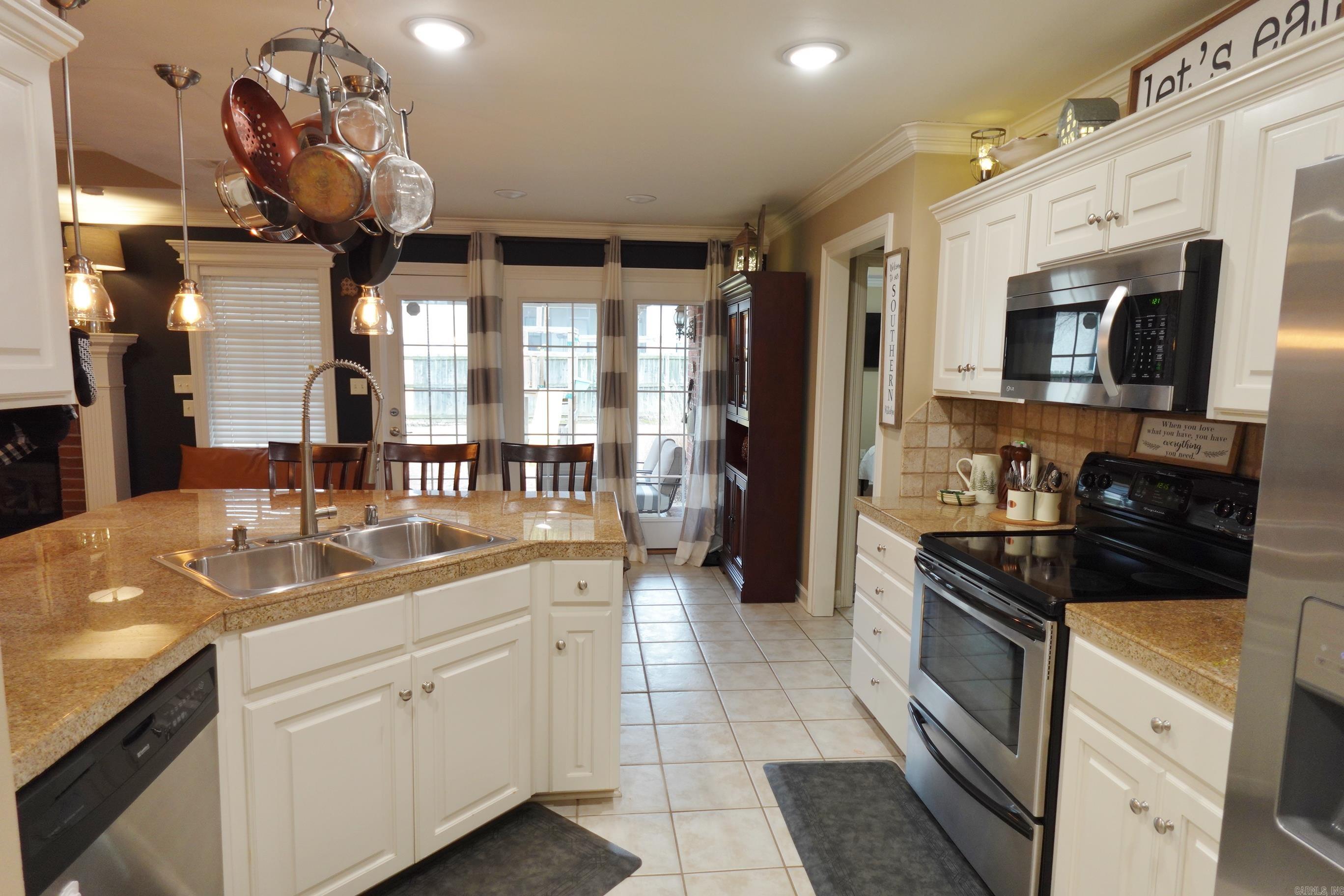 2505 Zoysia Lane Conway, AR 72034