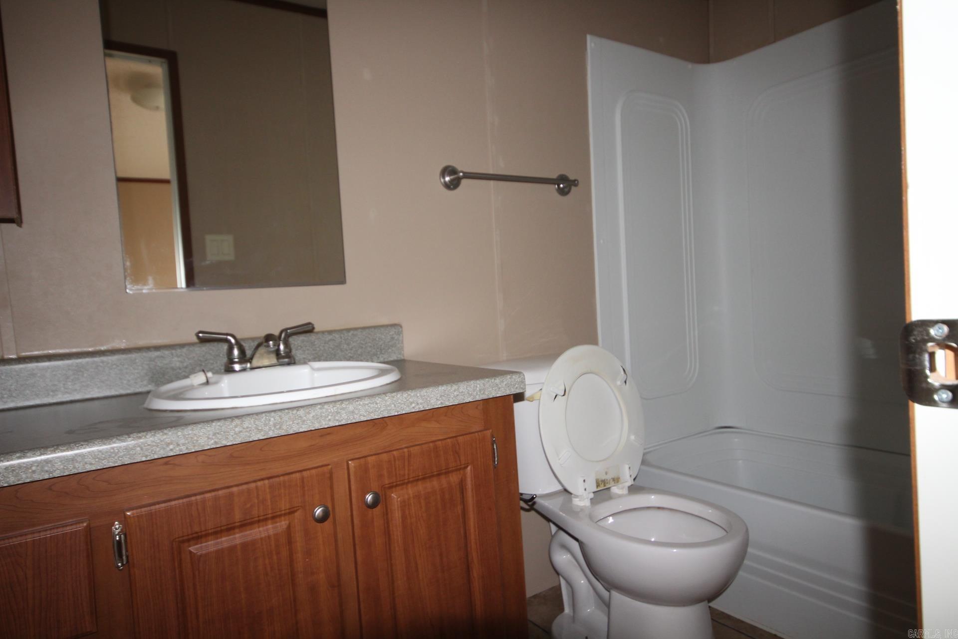 115 J.B. Steel Dr. Nashville, AR 71852