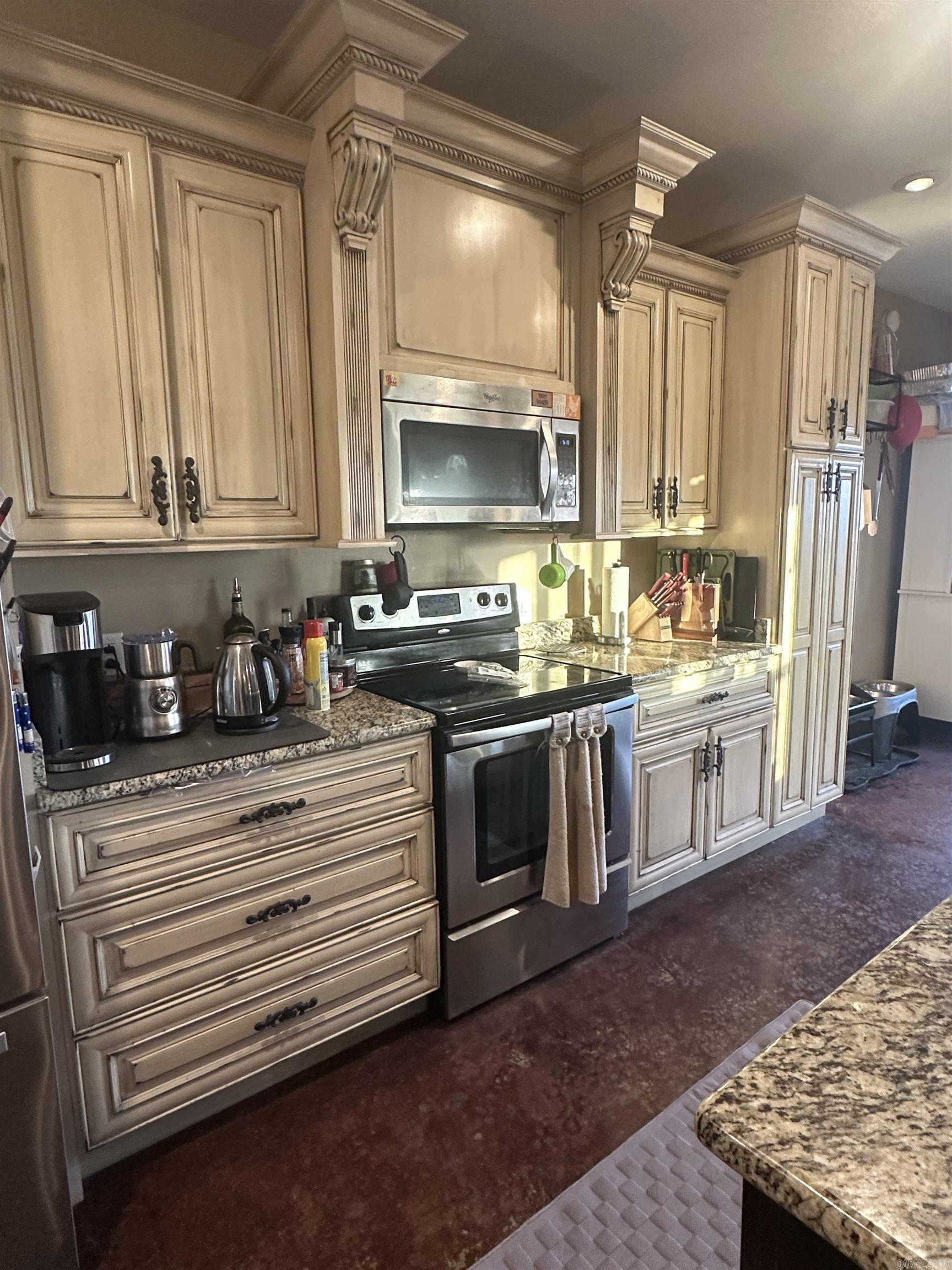 422 W State  Caraway, AR