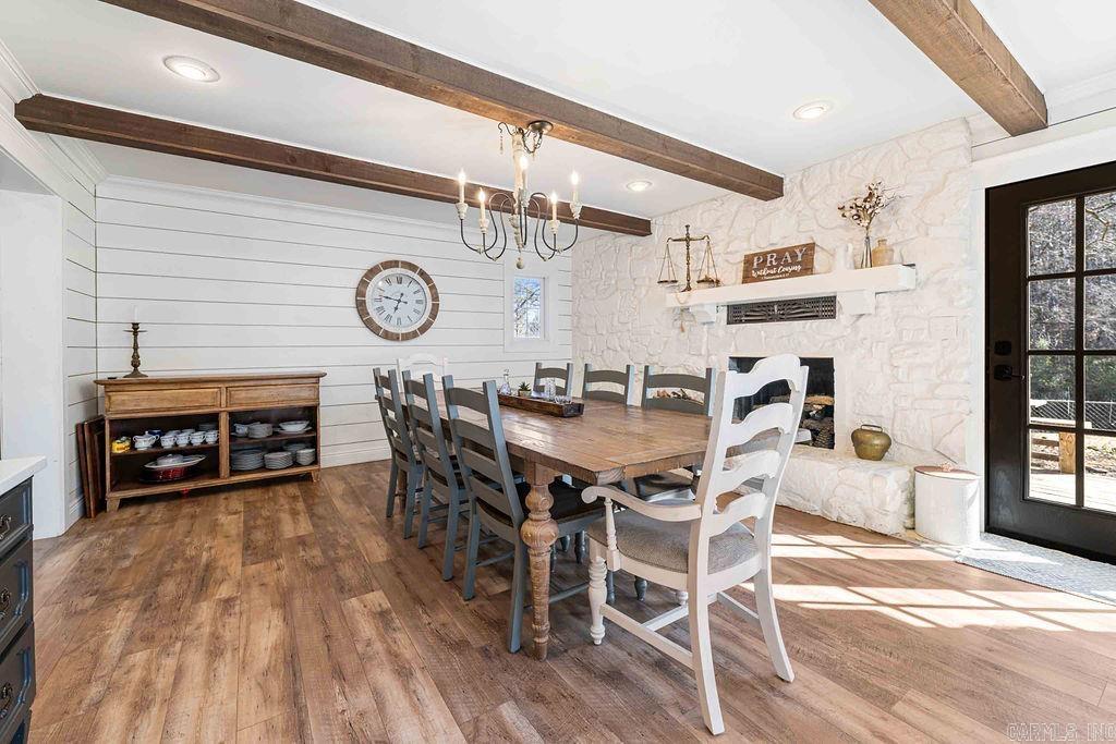 260 FERGUSON ROAD  Clinton, AR