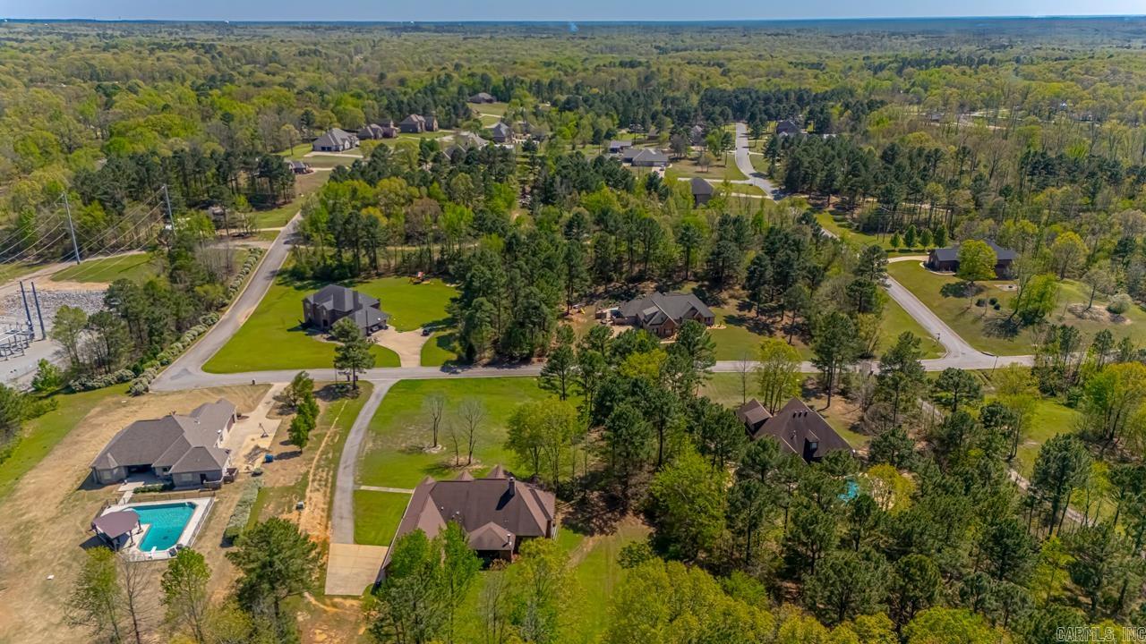 522 Valley Hill  Benton, AR