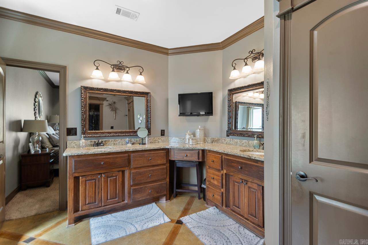 522 Valley Hill  Benton, AR