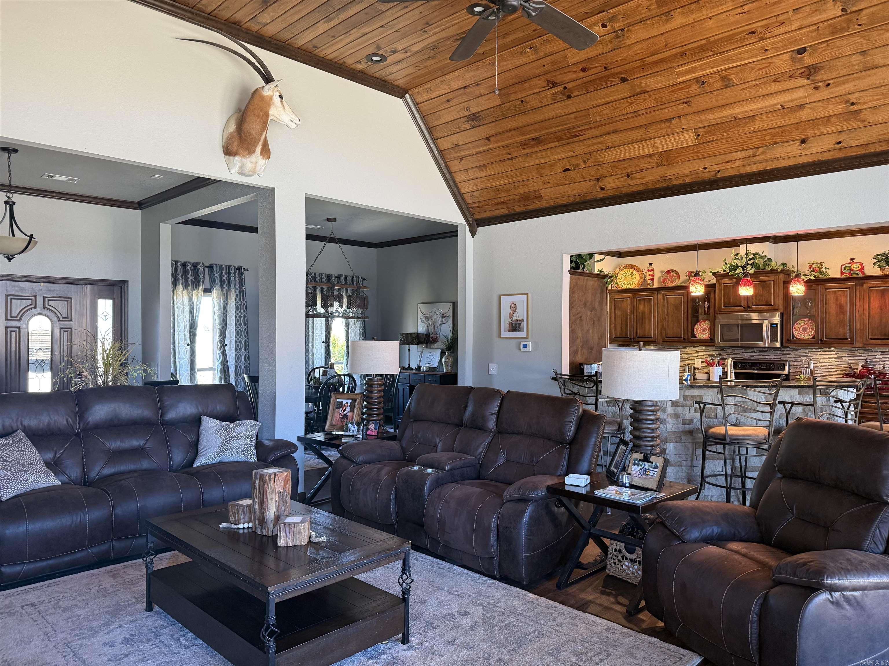 167 SFC 815 Palestine, AR 72372