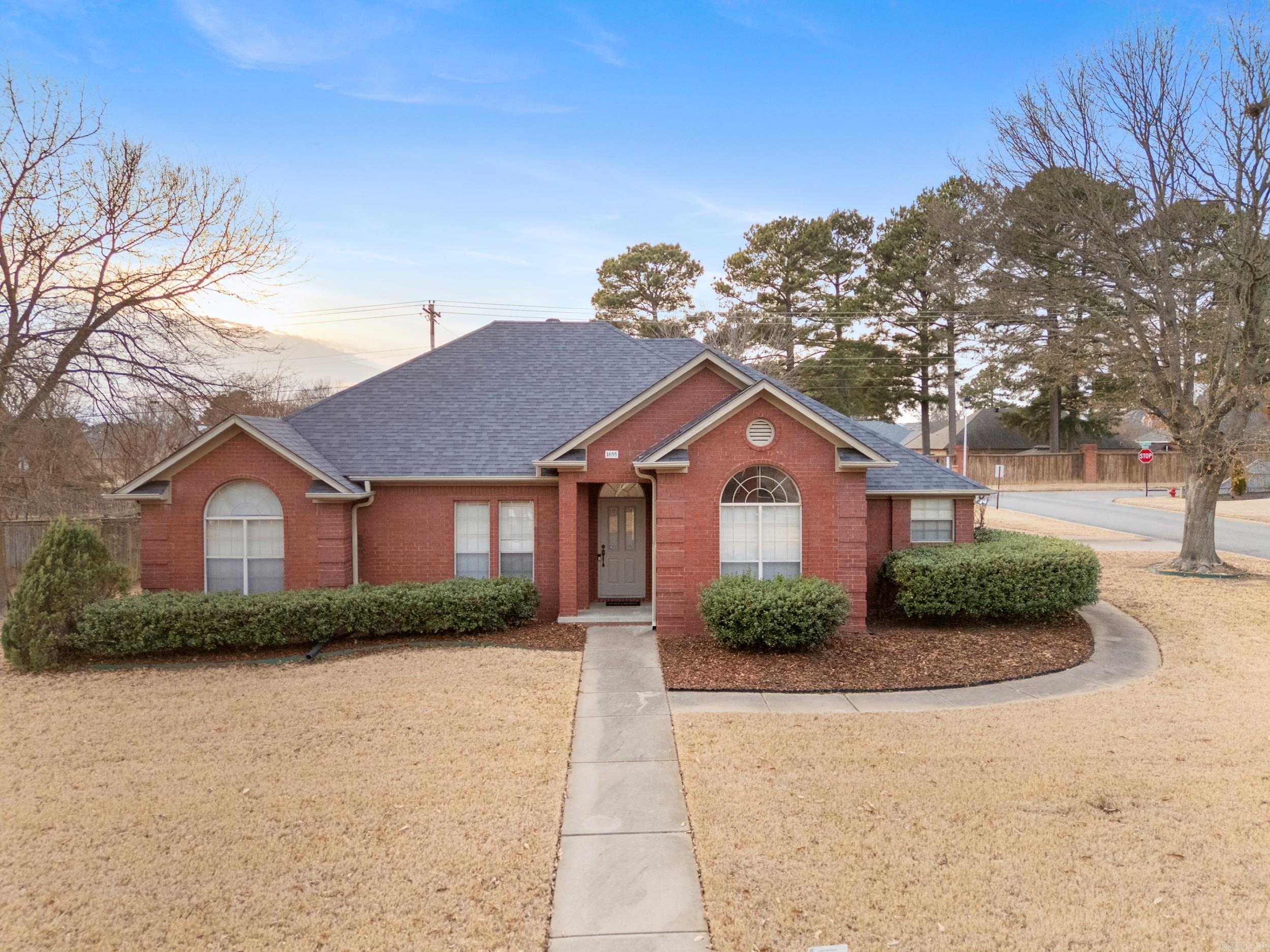 1655 Chicot  Conway, AR