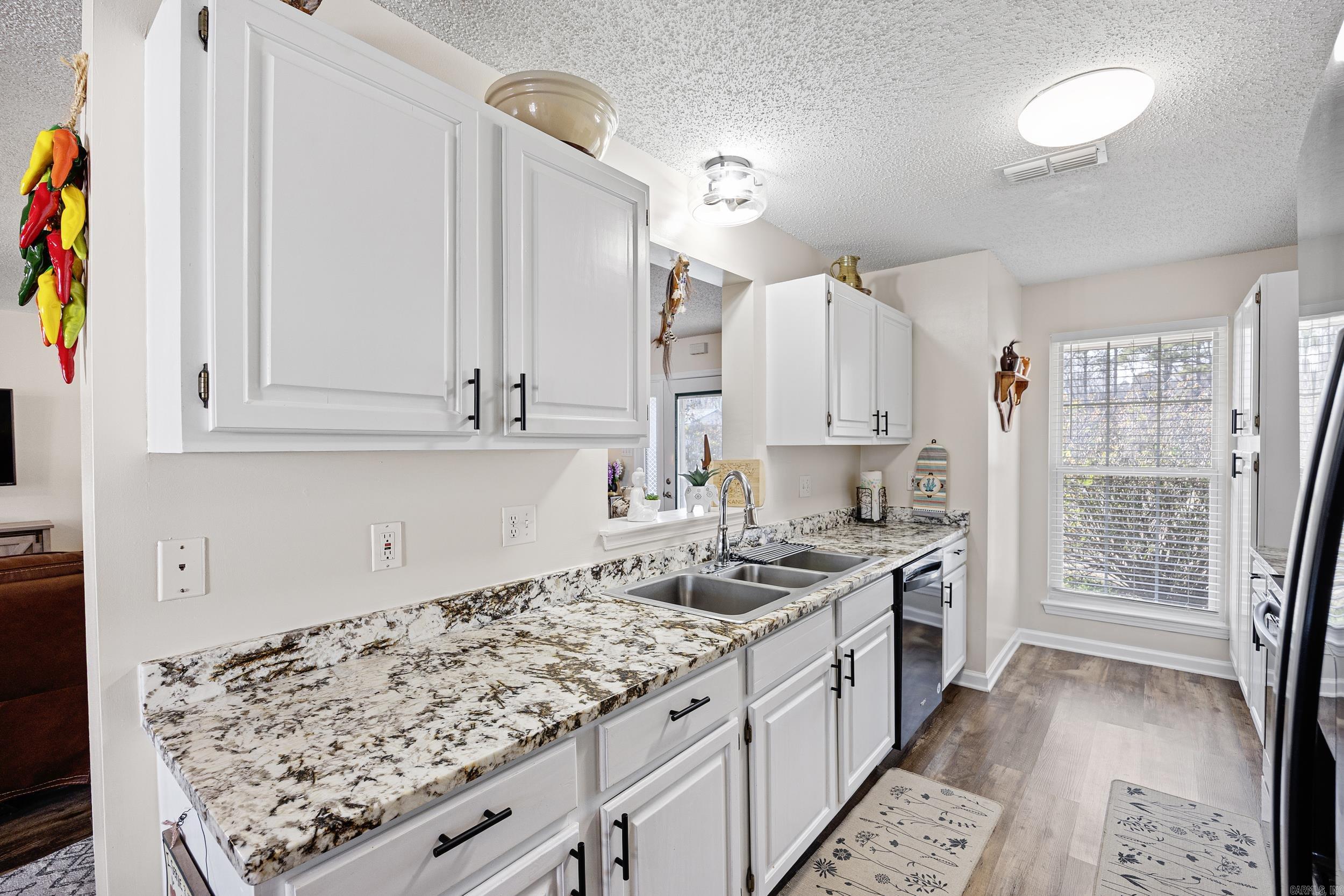 12 Old 216  Perryville, AR