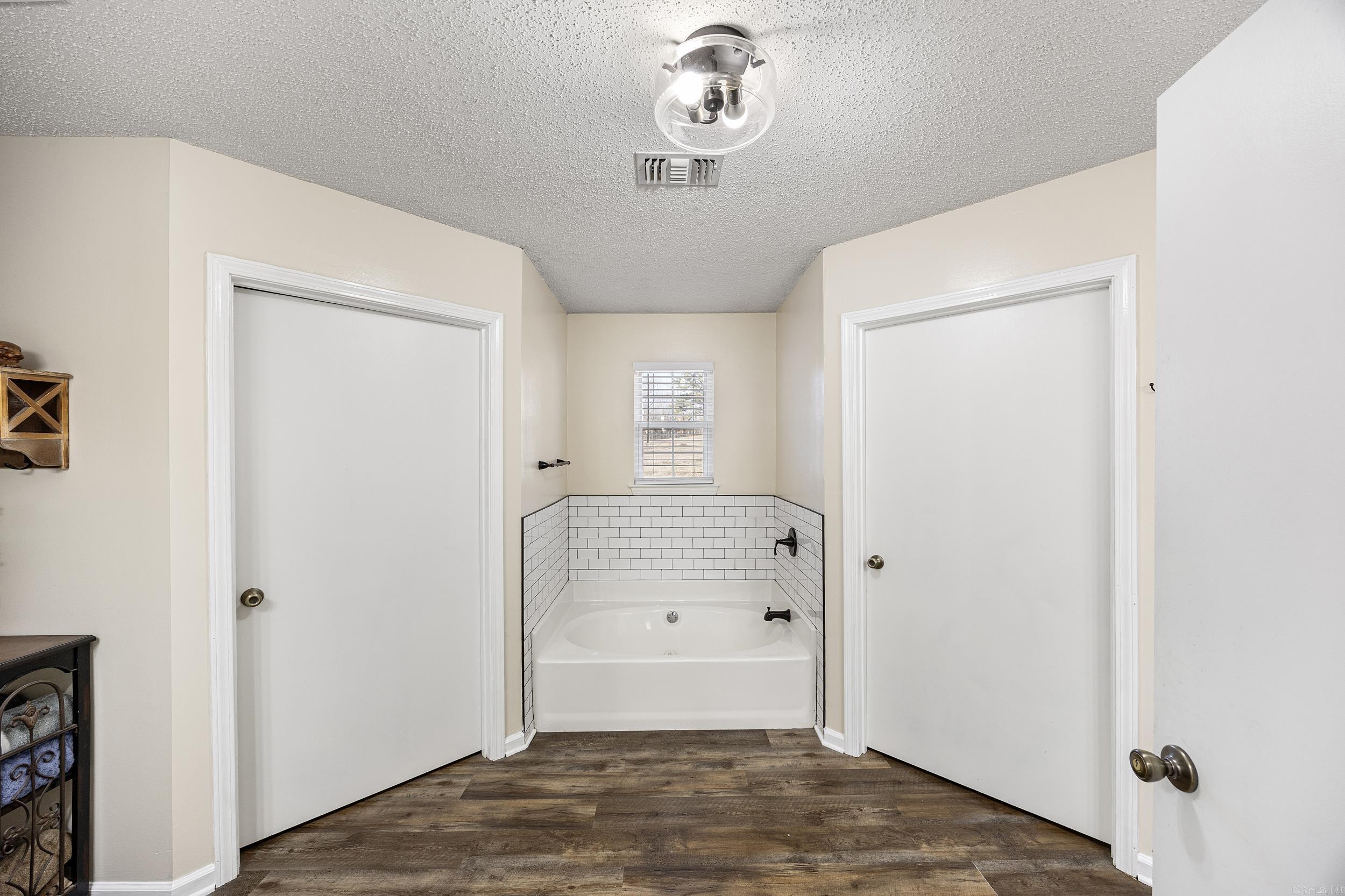 12 Old 216  Perryville, AR