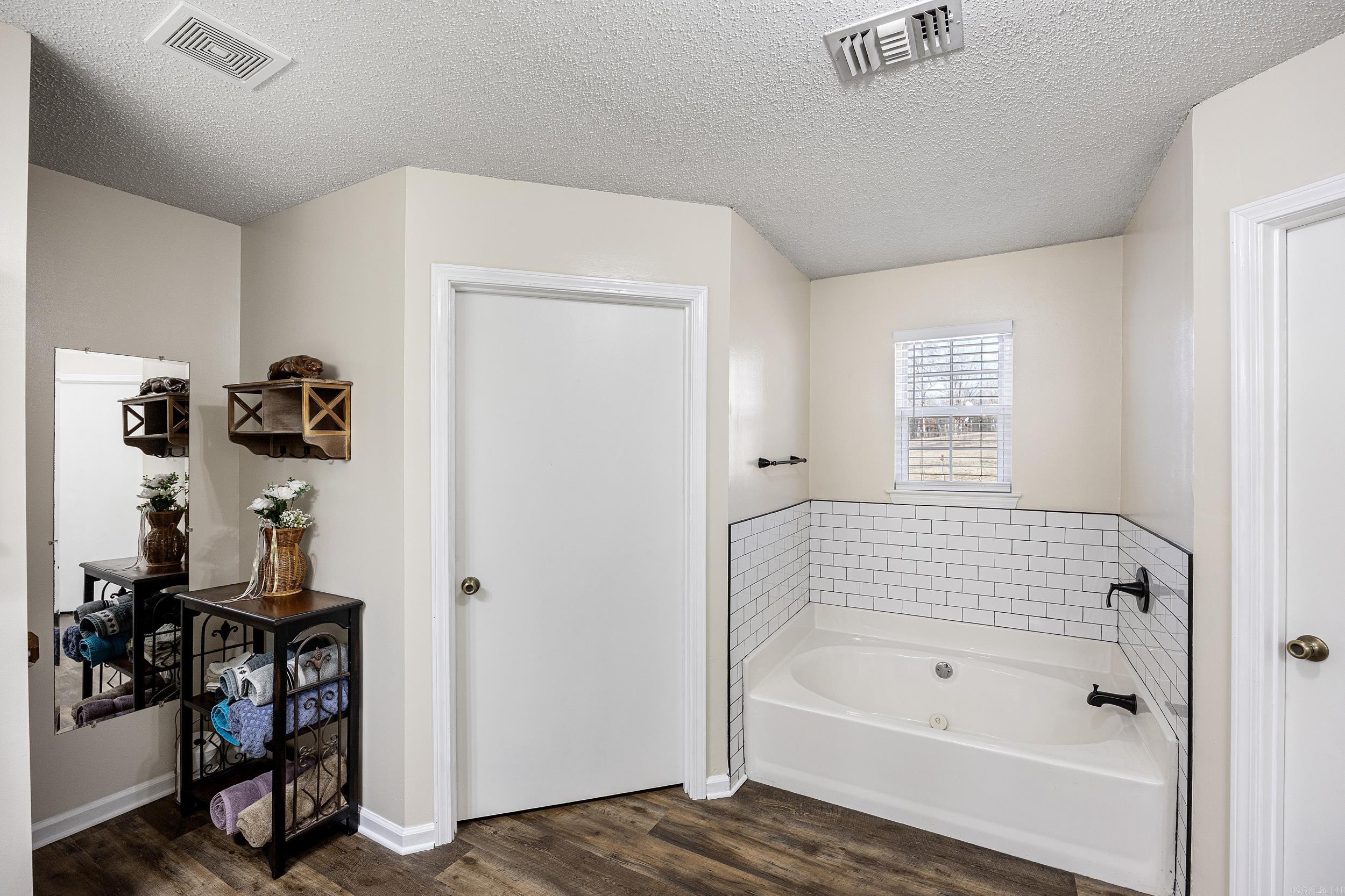 12 Old 216  Perryville, AR