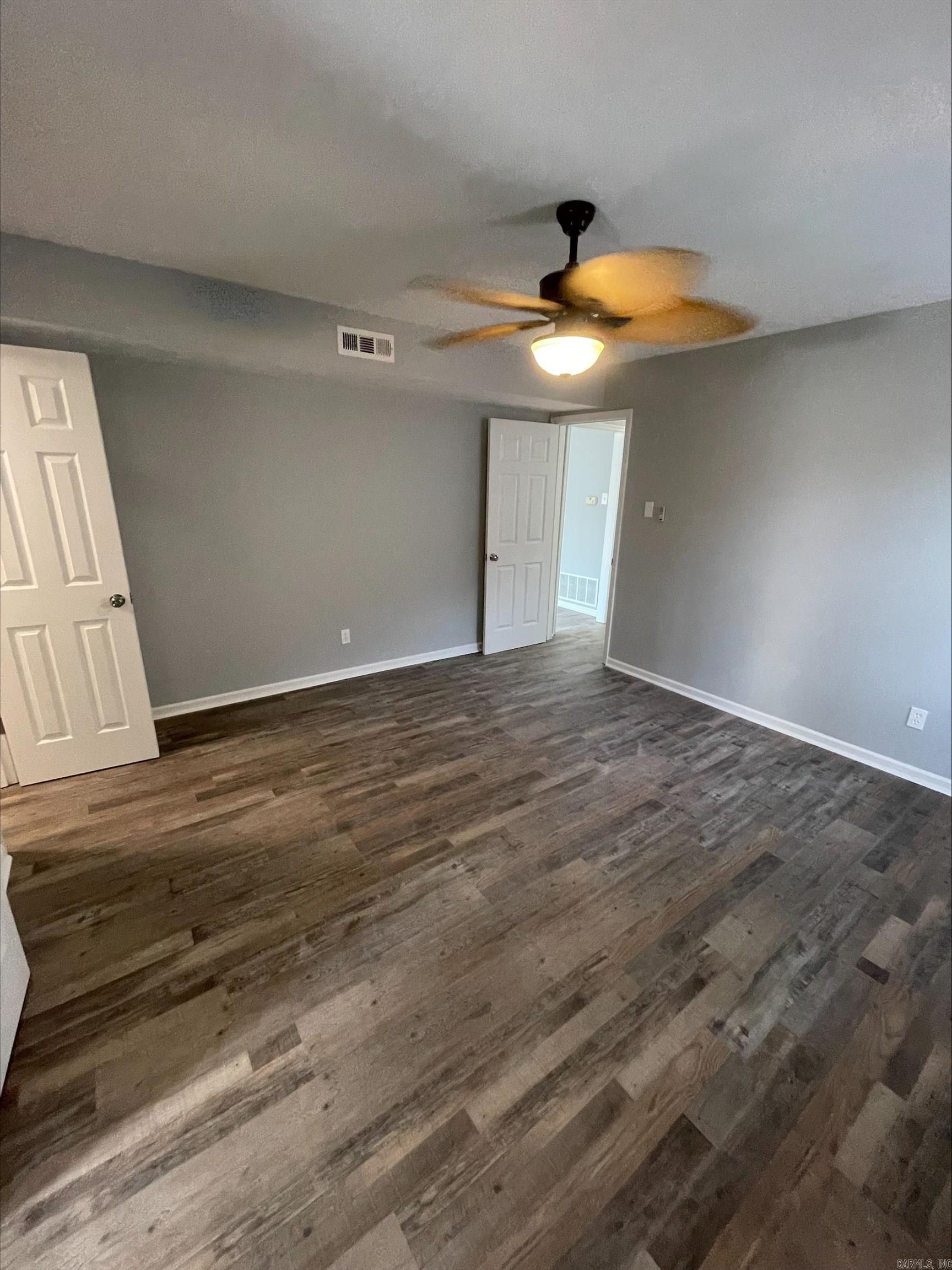 208 Elwood Dr  Sherwood, AR