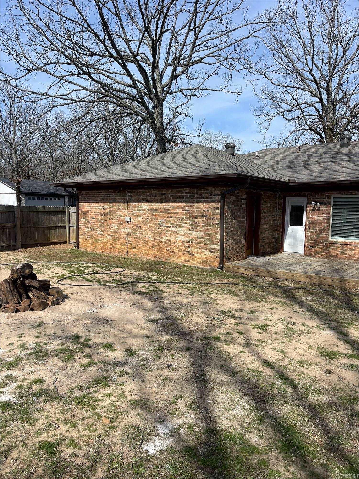 208 Elwood Dr  Sherwood, AR