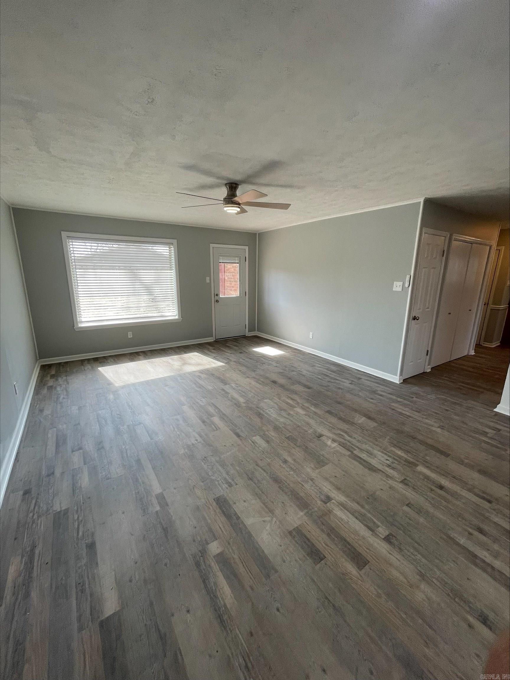 208 Elwood Dr  Sherwood, AR