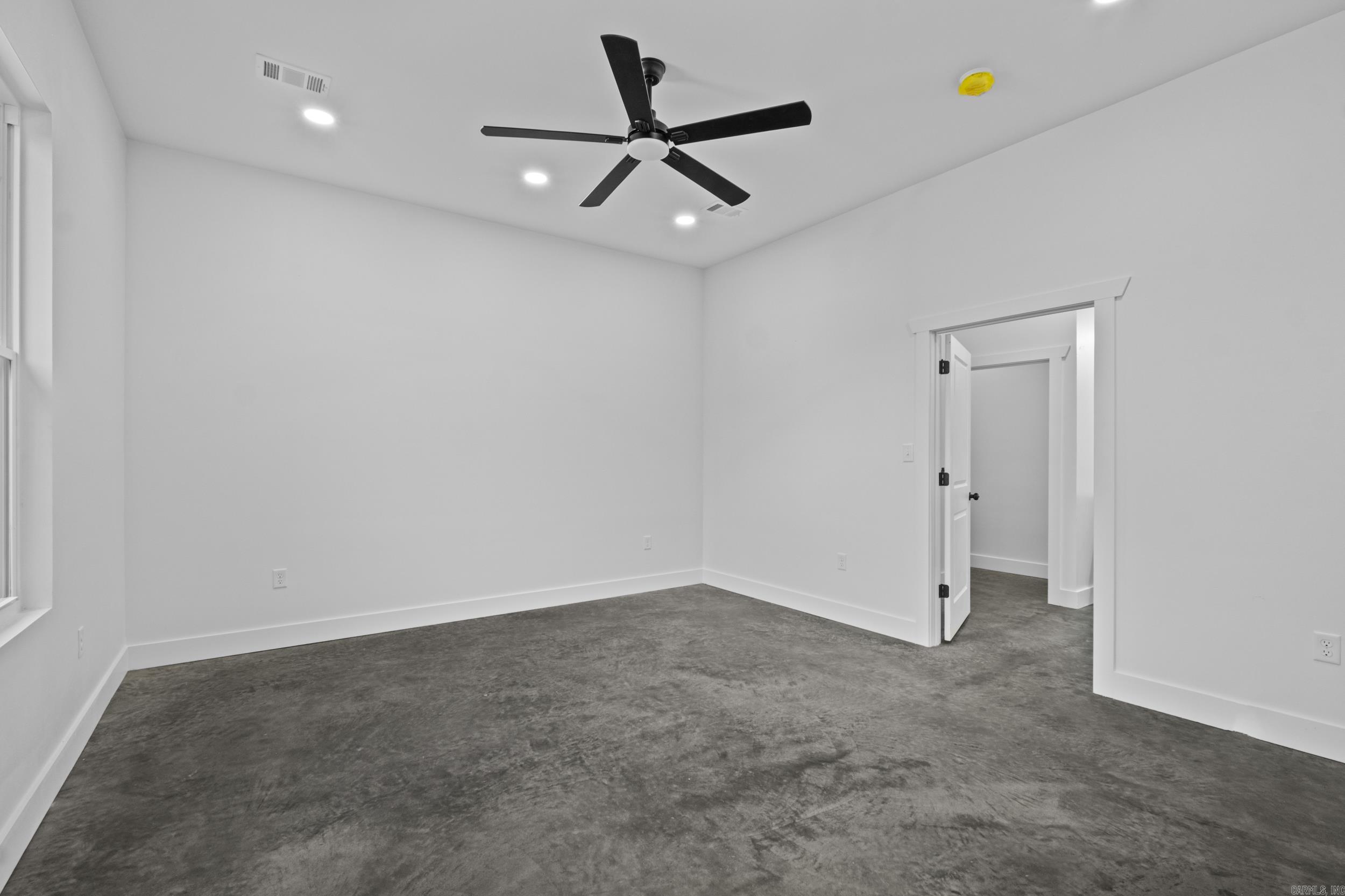 1706 Seattle Slew  Searcy, AR