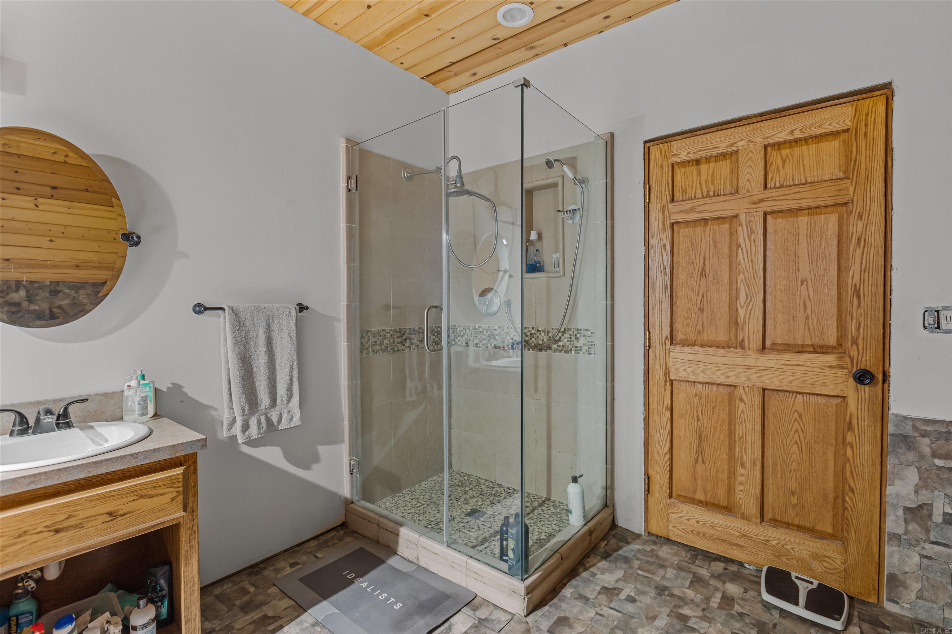 2682 Sheid Road  Norfork, AR