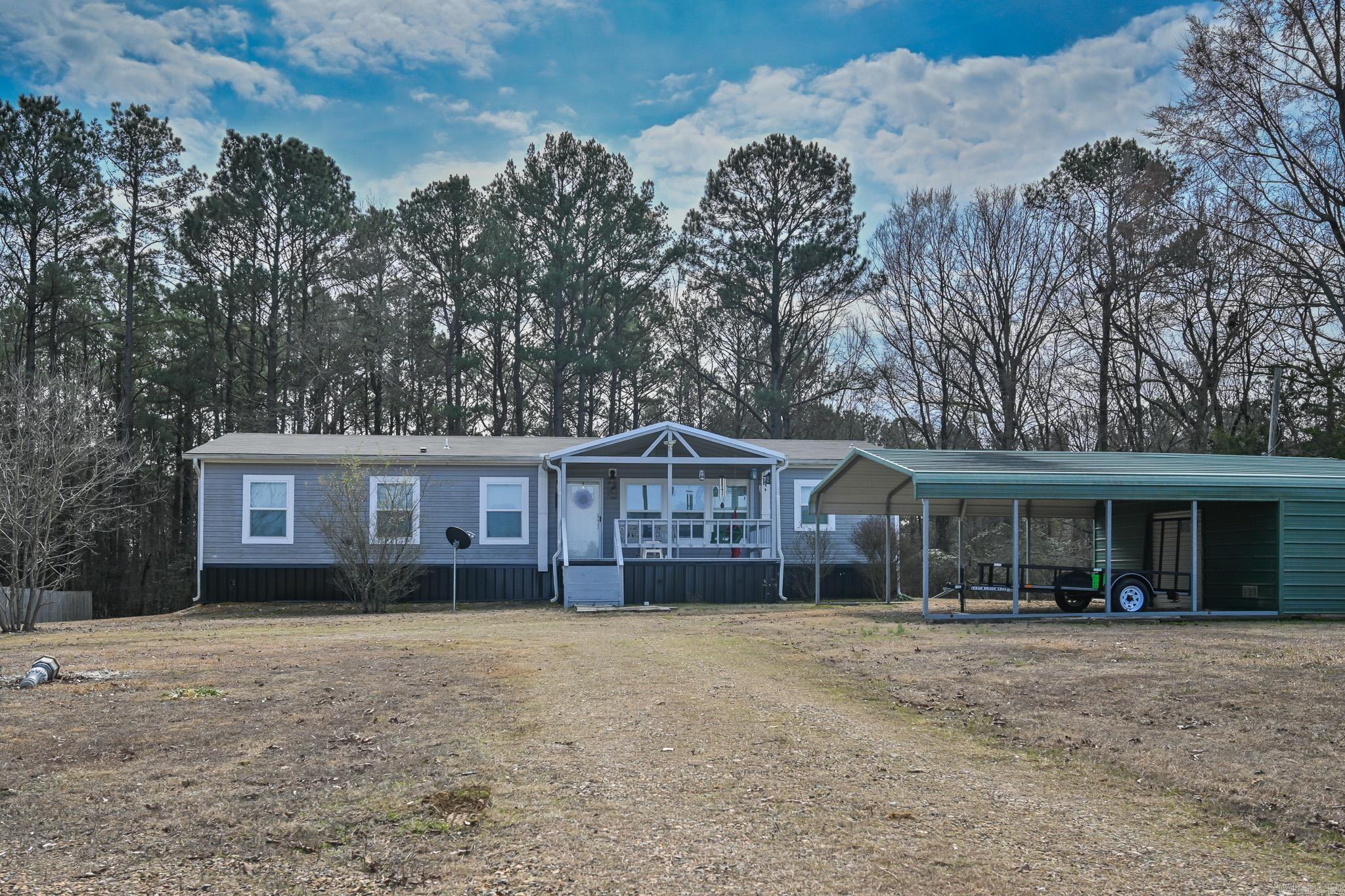 132 E Robinson Road  De Queen, AR