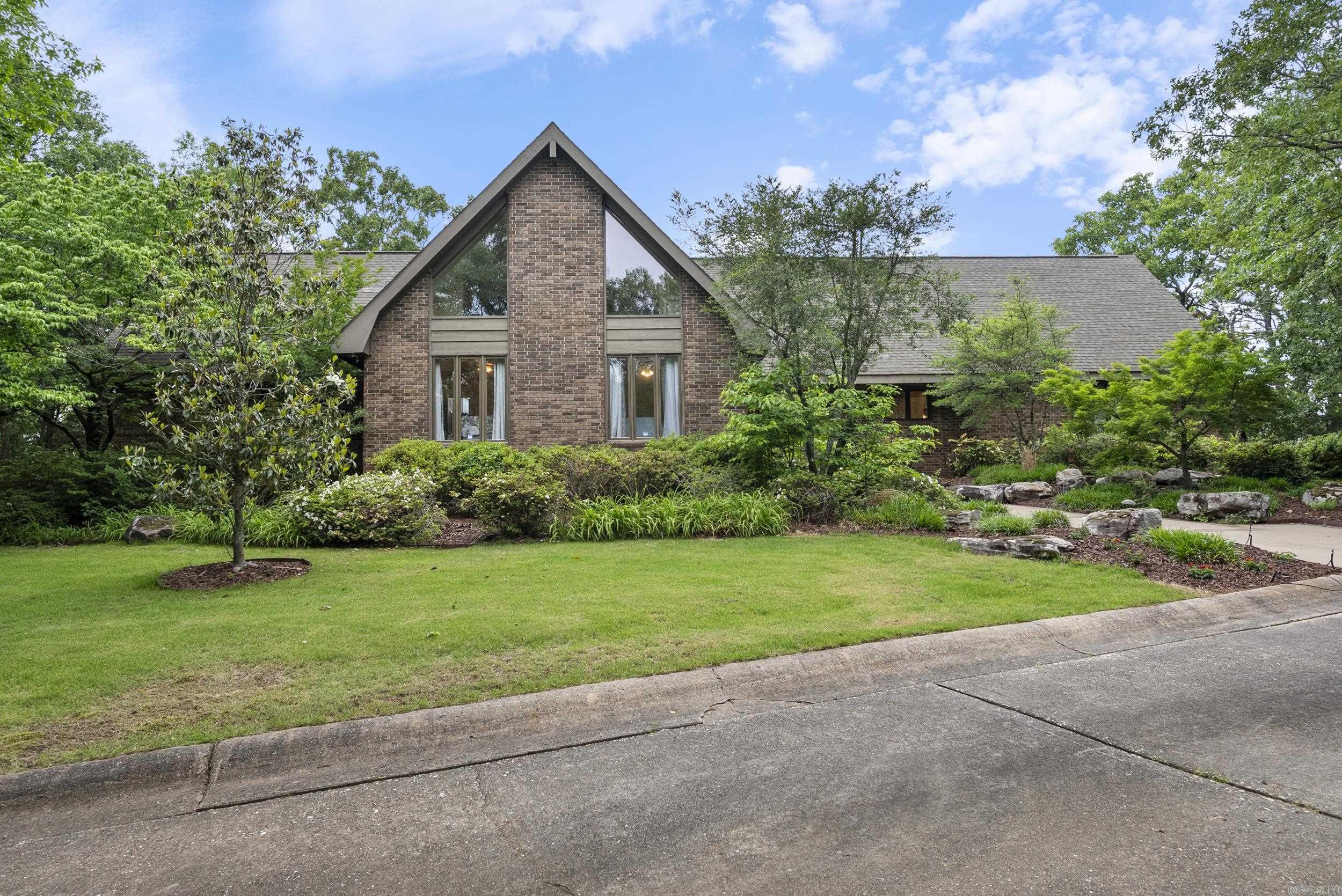 1360 Stanley Russ Rd  Conway, AR