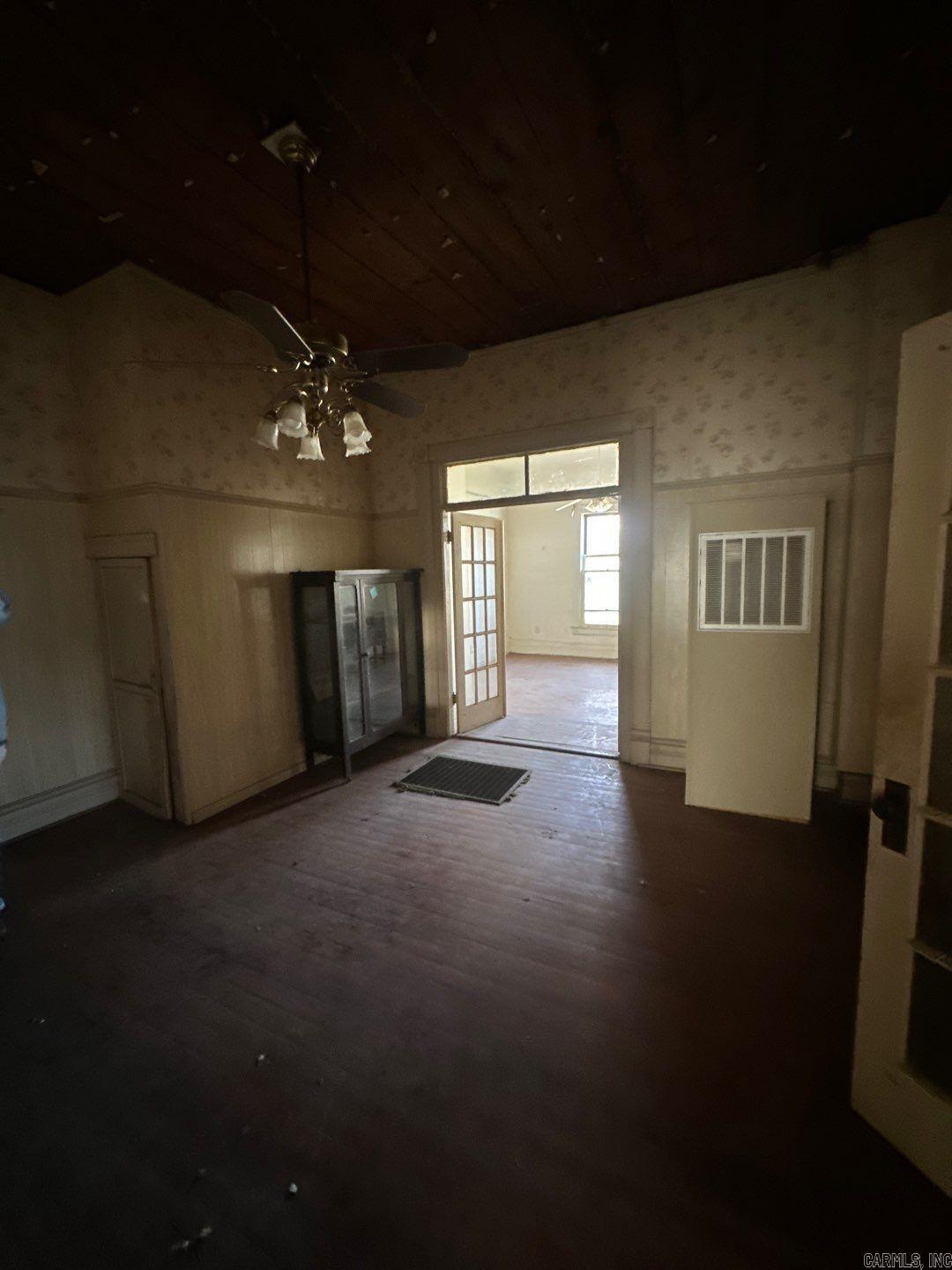 325 Grove  Hot Springs, AR