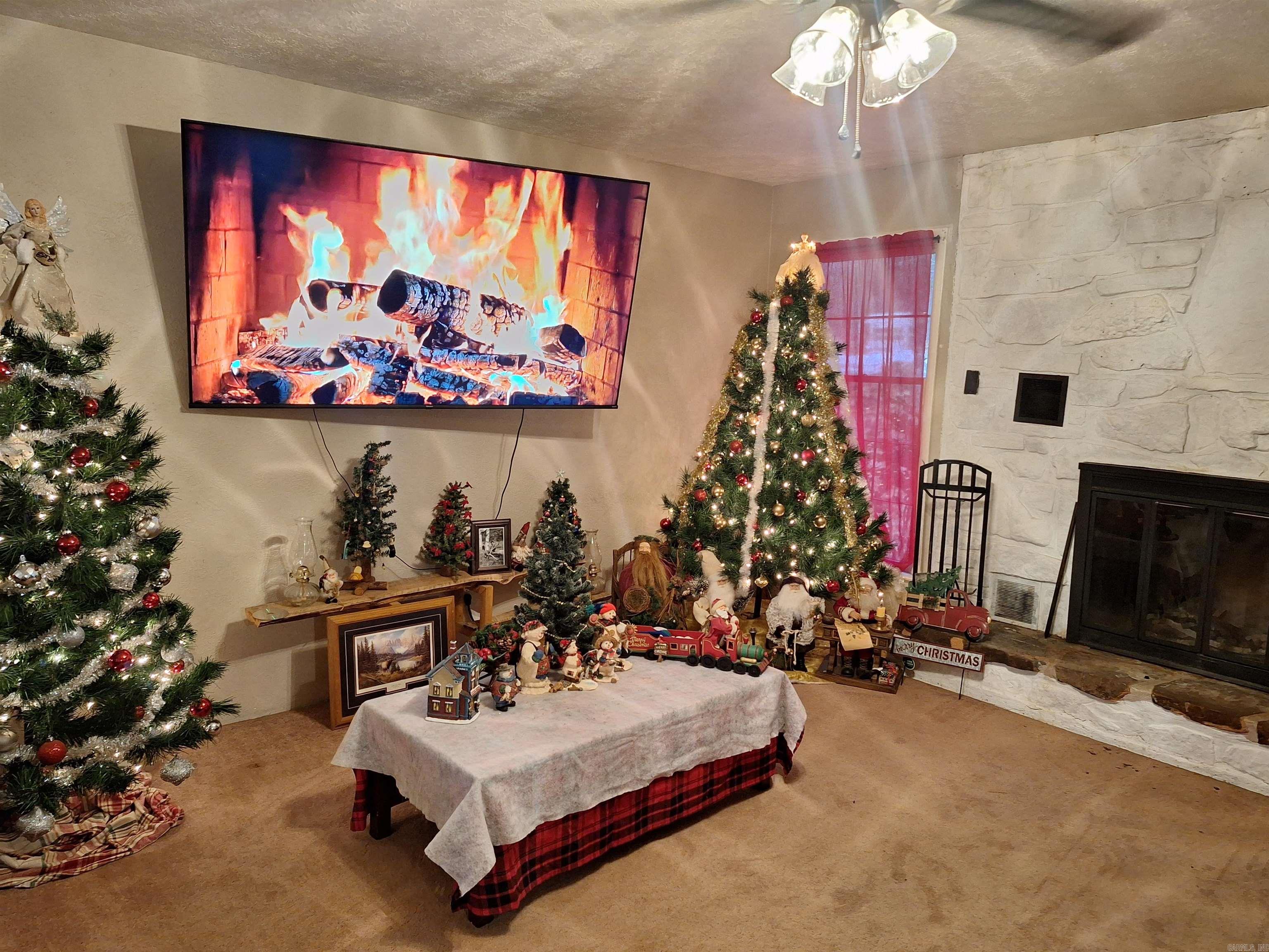 11952 S HIGHWAY 14  Yellville, AR