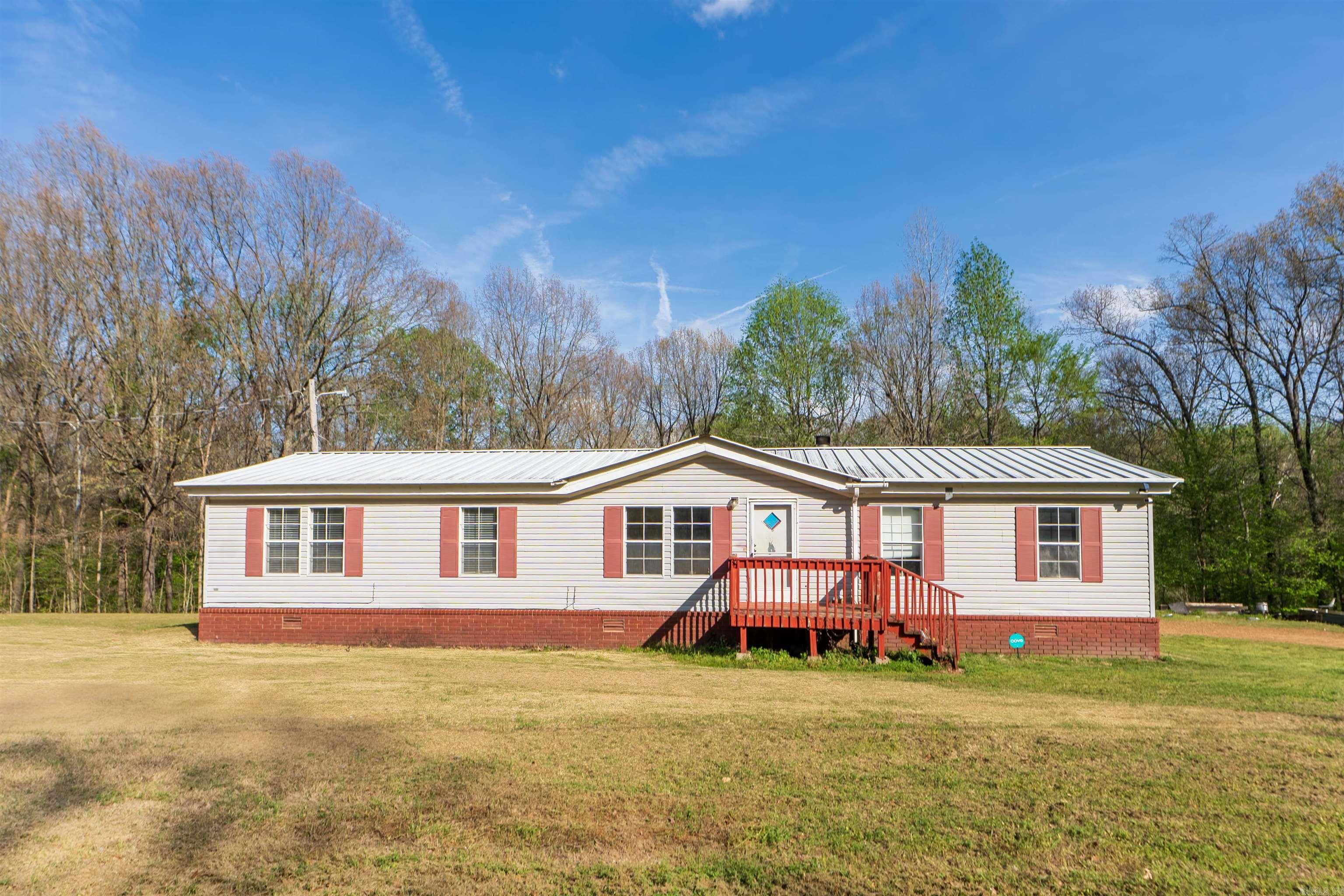 54 County Road 766 Wynne, AR 72396