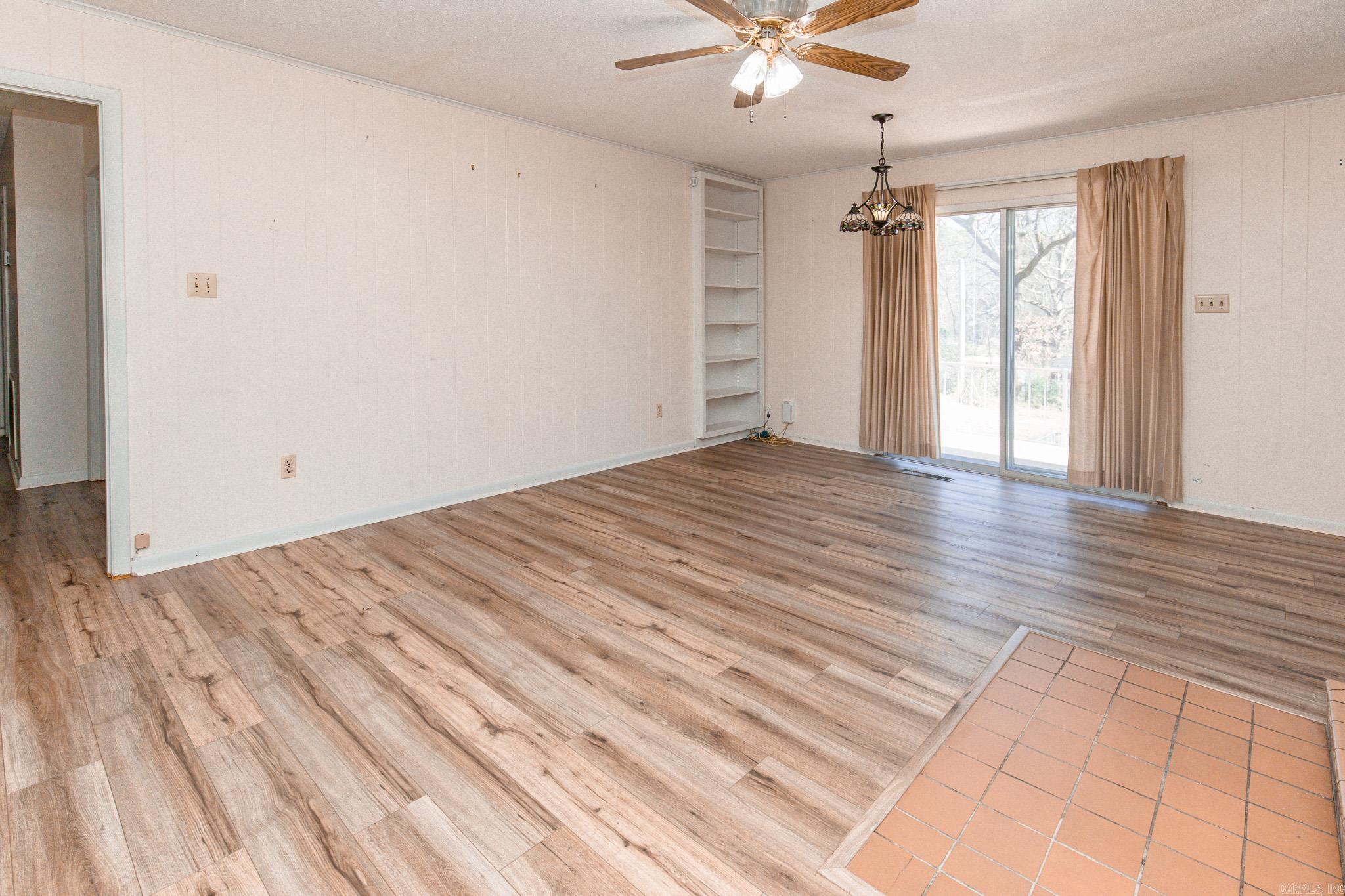 1000 N Arch  Sheridan, AR