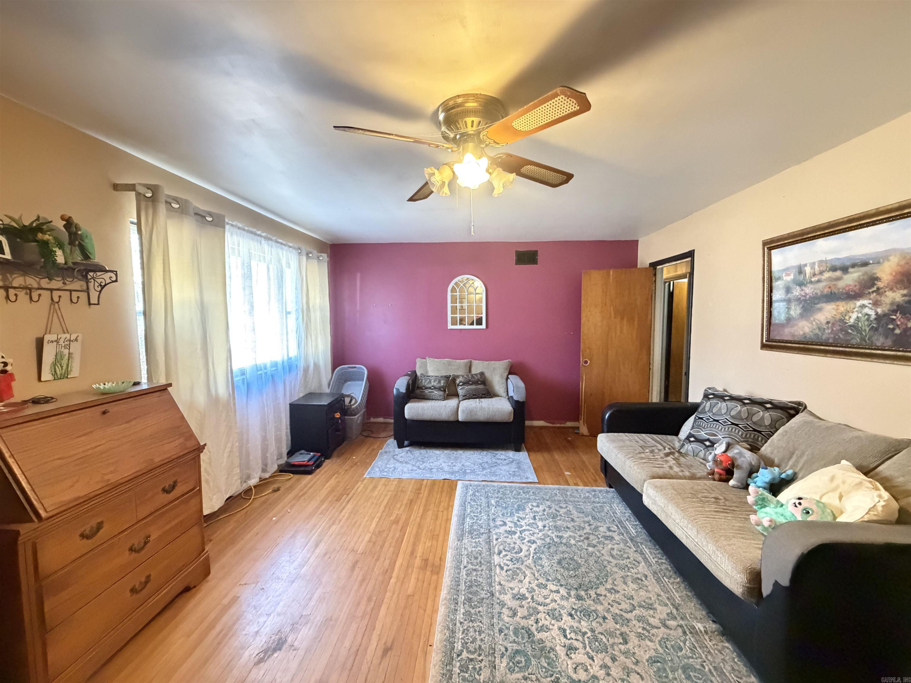 9 Caylor  Little Rock, AR