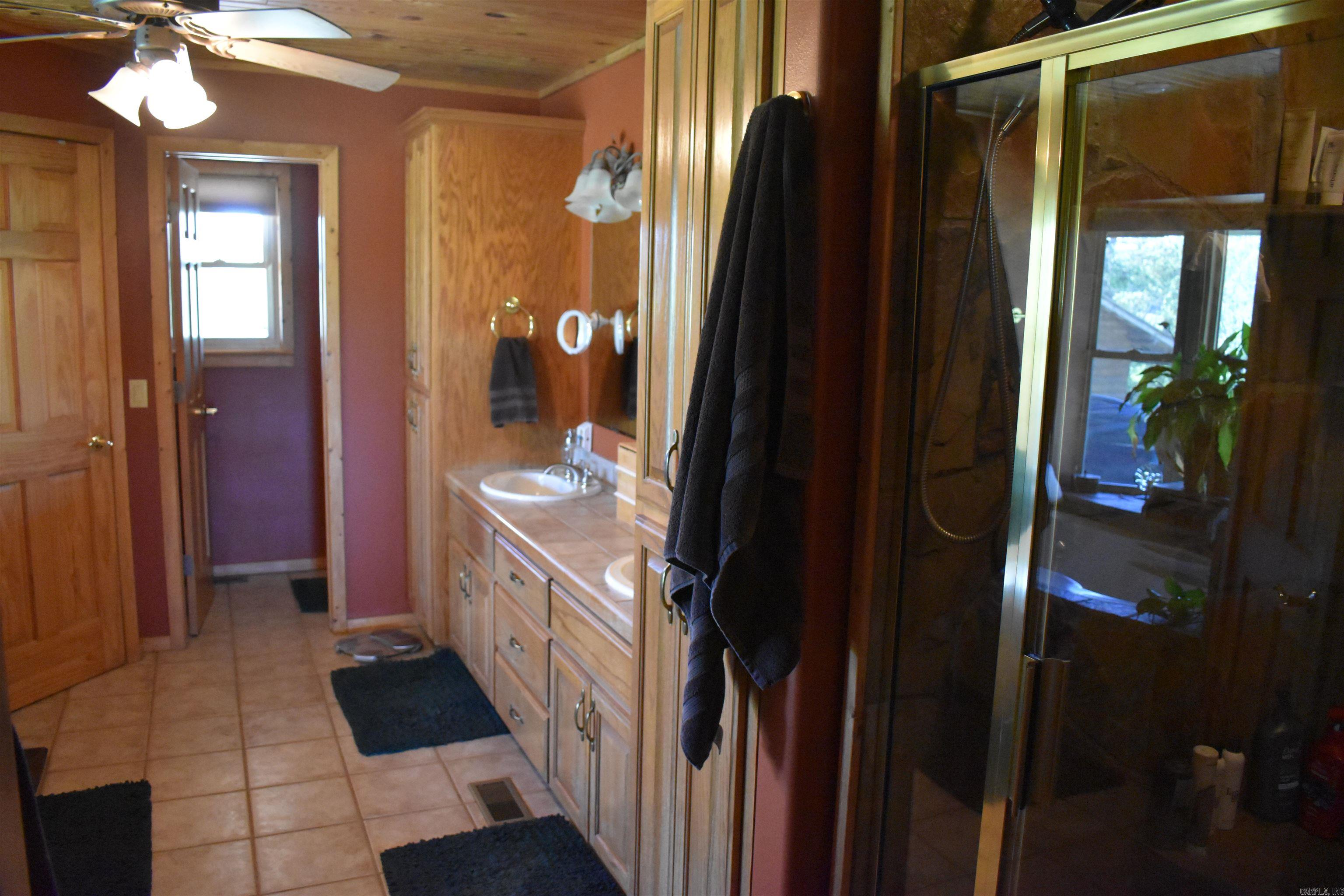 12192 Point Breeze Road  Parks, AR